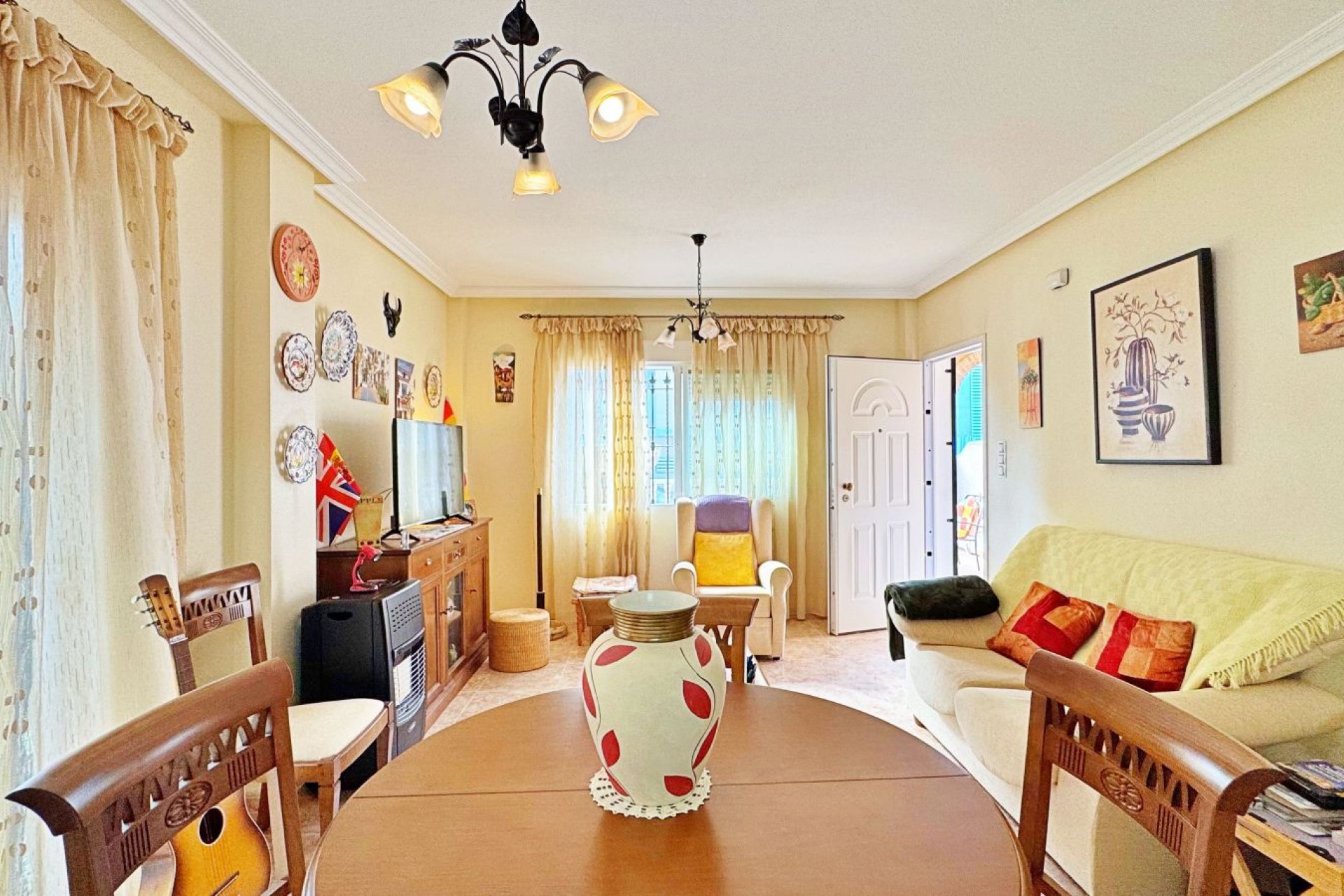 Återförsäljning - Town House -
Orihuela Costa - Costa Blanca