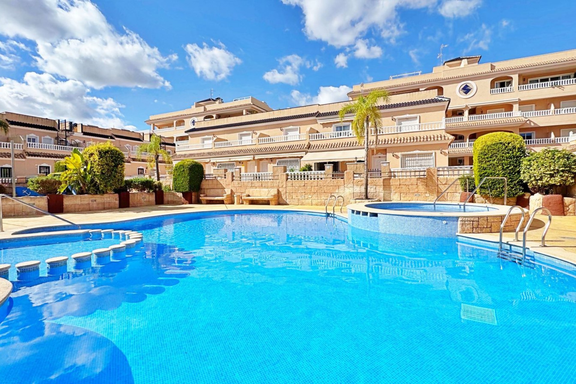 Återförsäljning - Town House -
Orihuela Costa - Costa Blanca