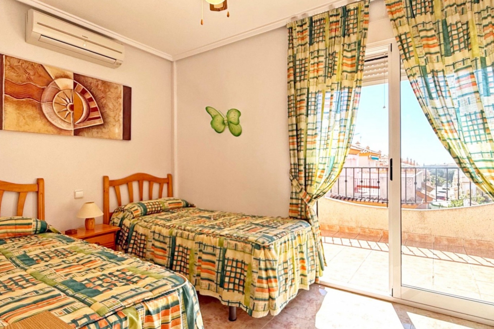 Återförsäljning - Town House -
Orihuela Costa - Costa Blanca