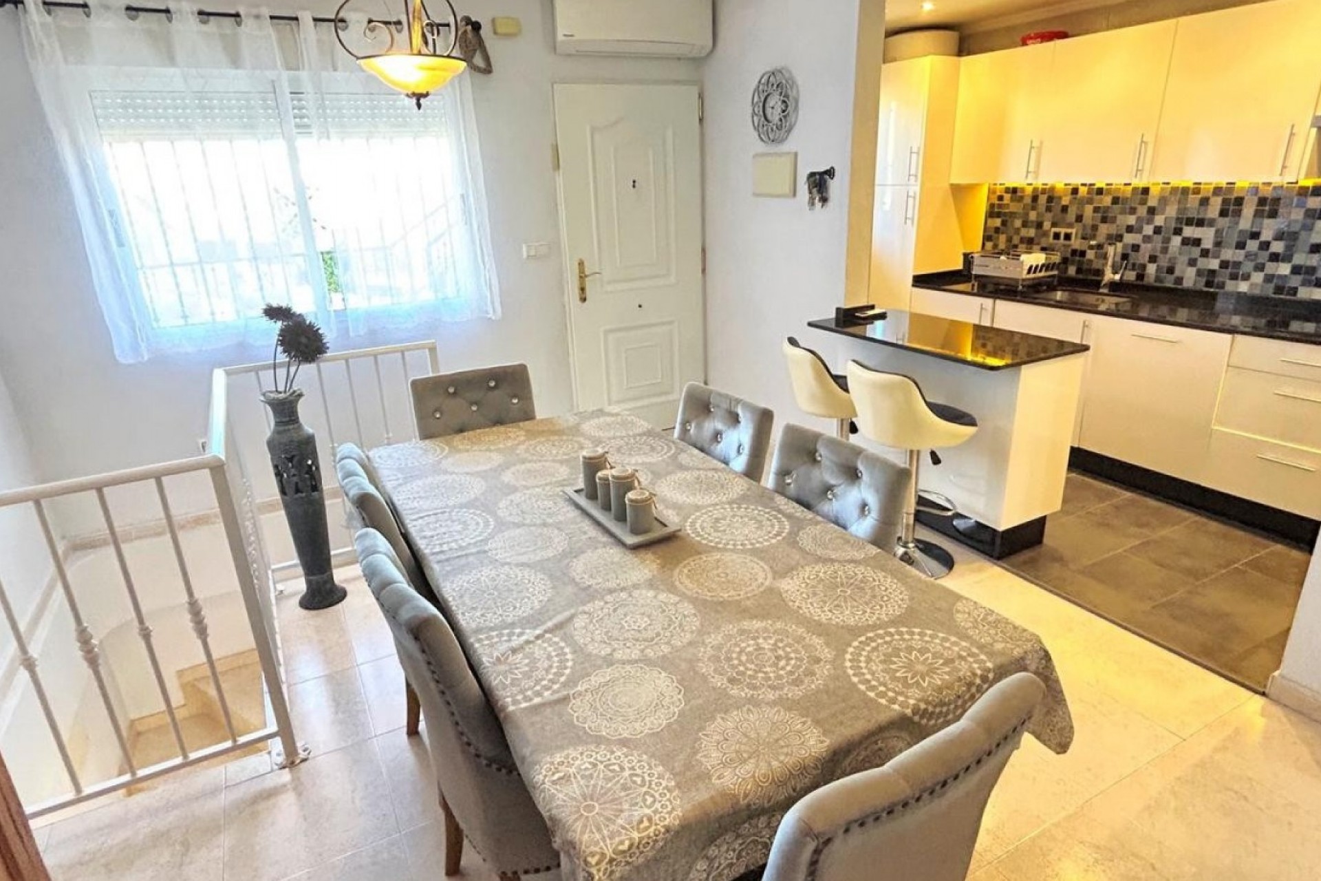 Återförsäljning - Town House -
Orihuela Costa - Costa Blanca