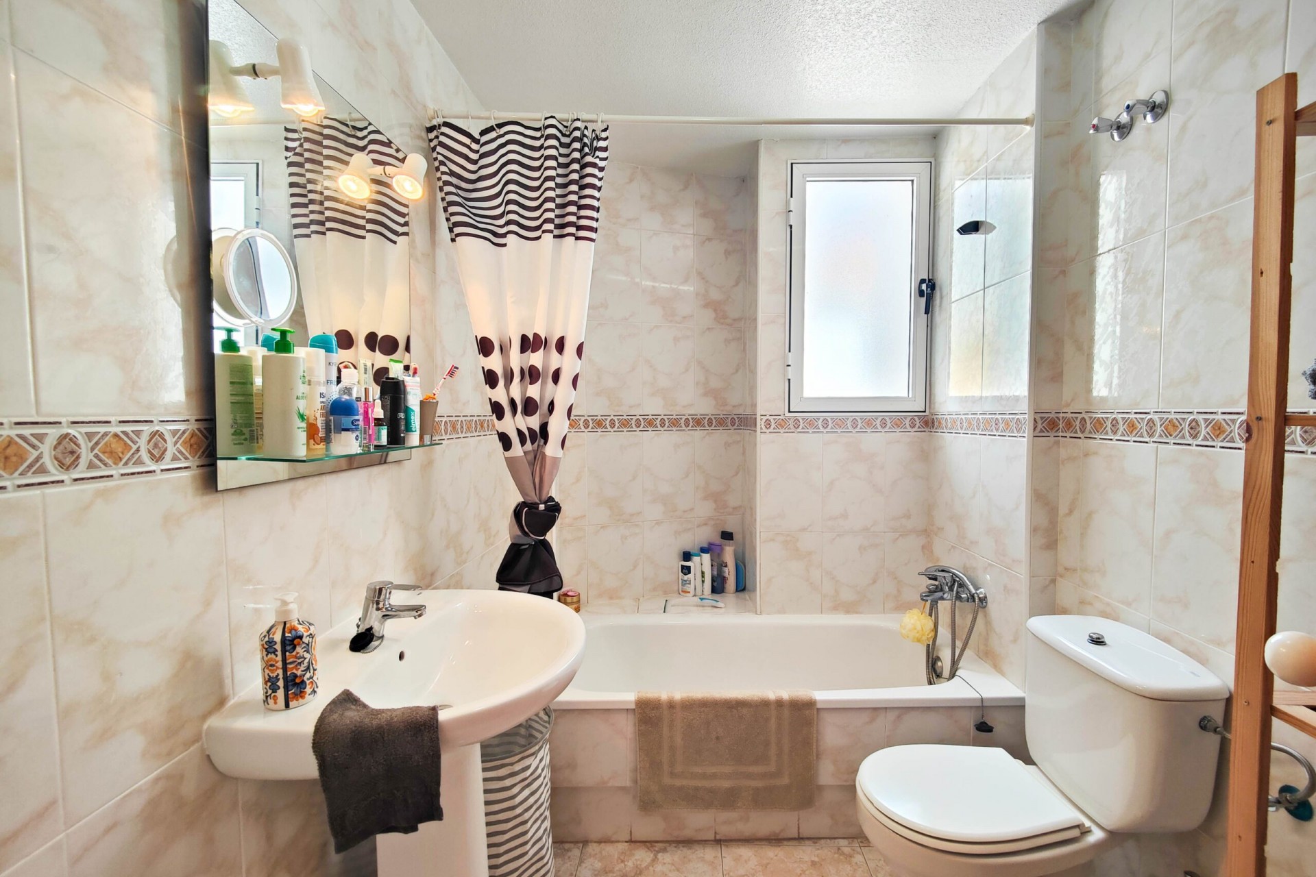 Återförsäljning - Town House -
Orihuela Costa - Costa Blanca