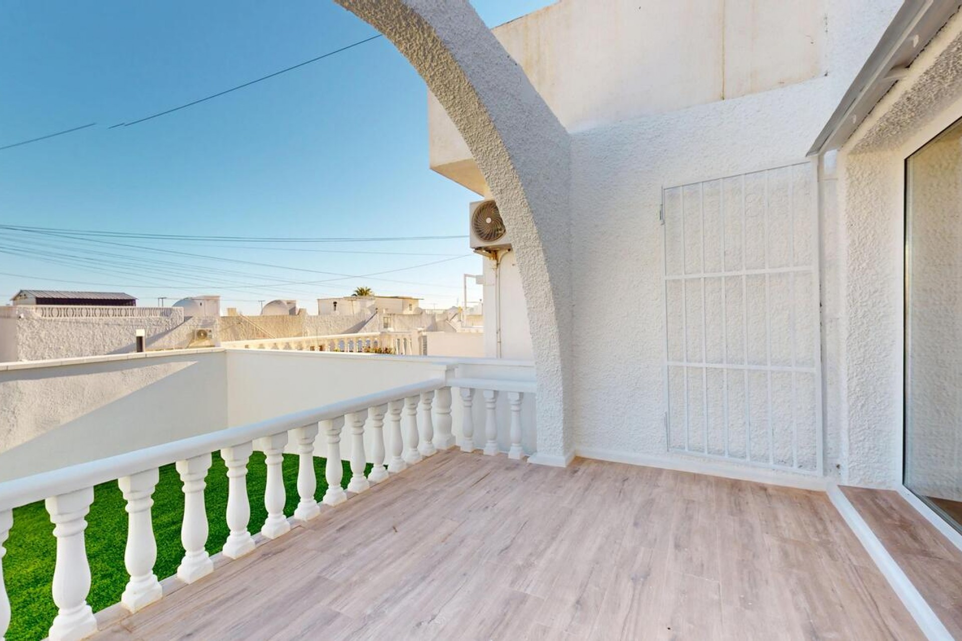 Återförsäljning - Town House -
Orihuela Costa - Costa Blanca