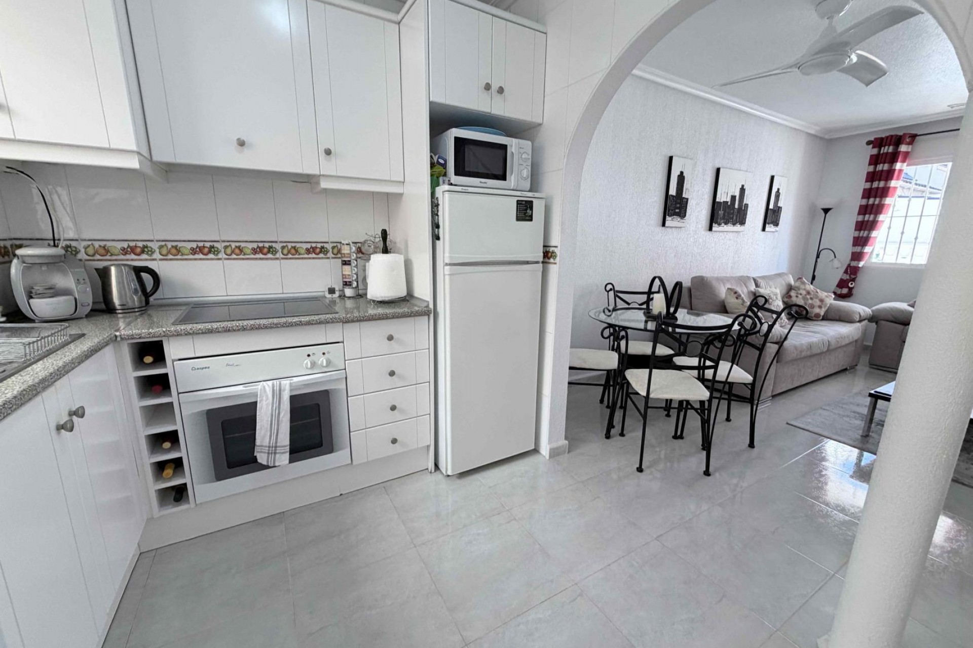 Återförsäljning - Town House -
Orihuela Costa - Costa Blanca