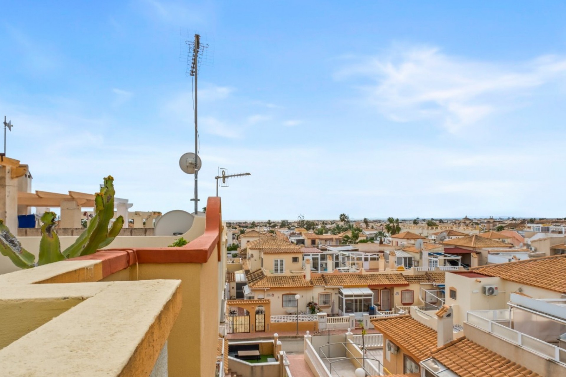 Återförsäljning - Town House -
Orihuela Costa - Costa Blanca
