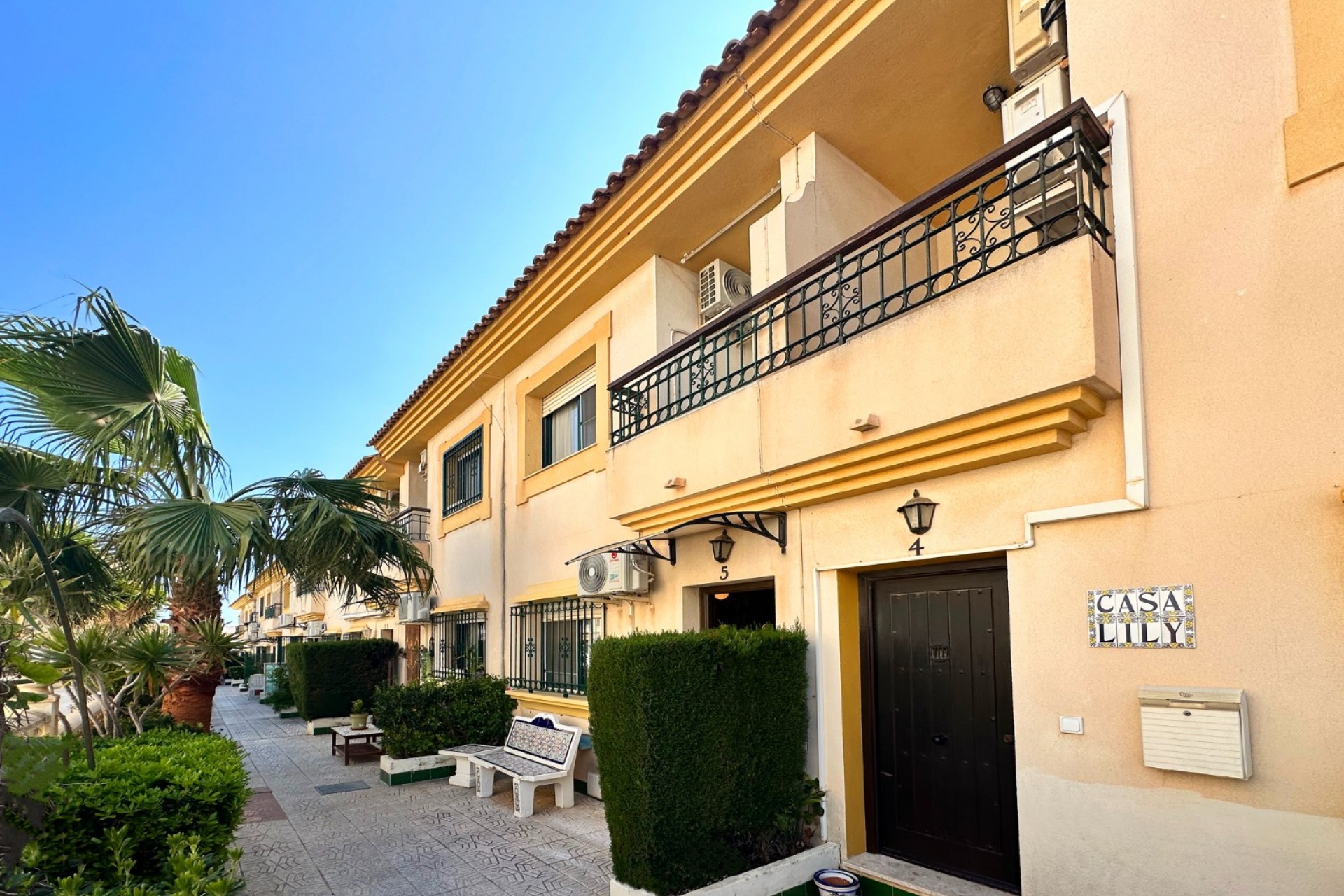 Återförsäljning - Town House -
Orihuela Costa - Costa Blanca