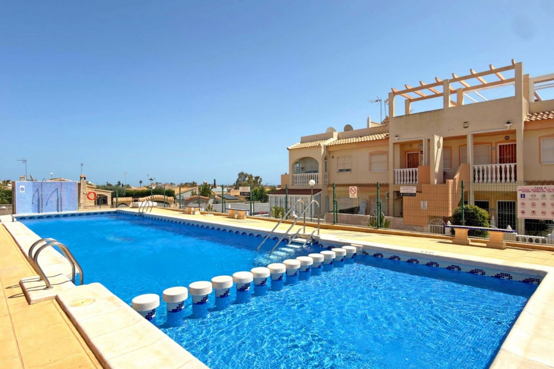 Återförsäljning - Town House -
Orihuela Costa - Costa Blanca