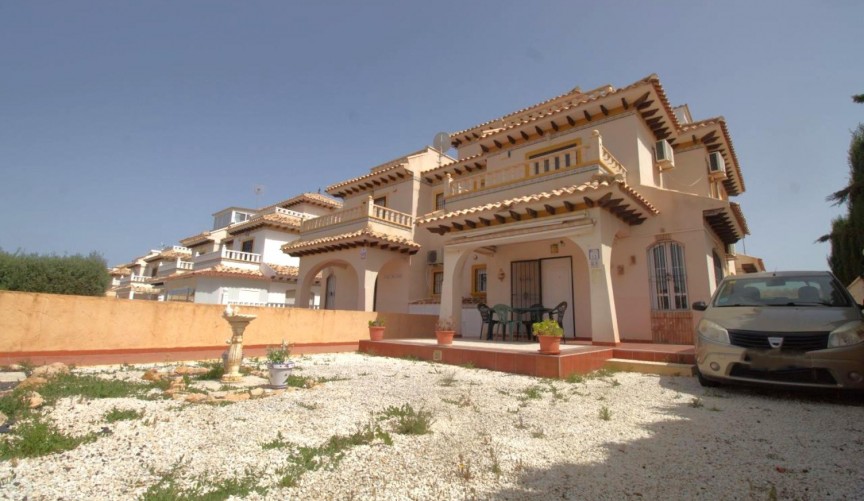 Återförsäljning - Town House -
Orihuela Costa - Costa Blanca