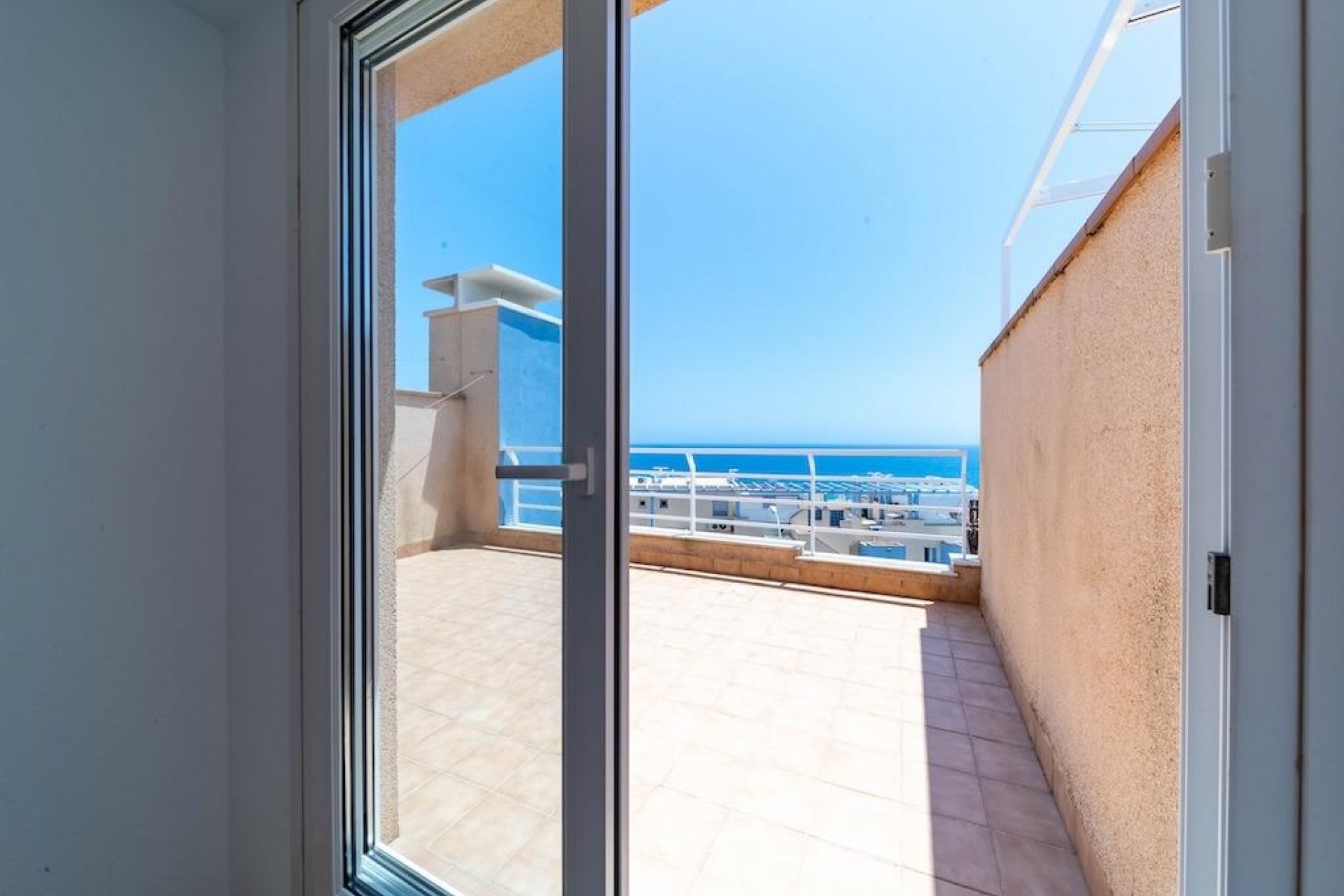 Återförsäljning - Town House -
Orihuela Costa - Costa Blanca