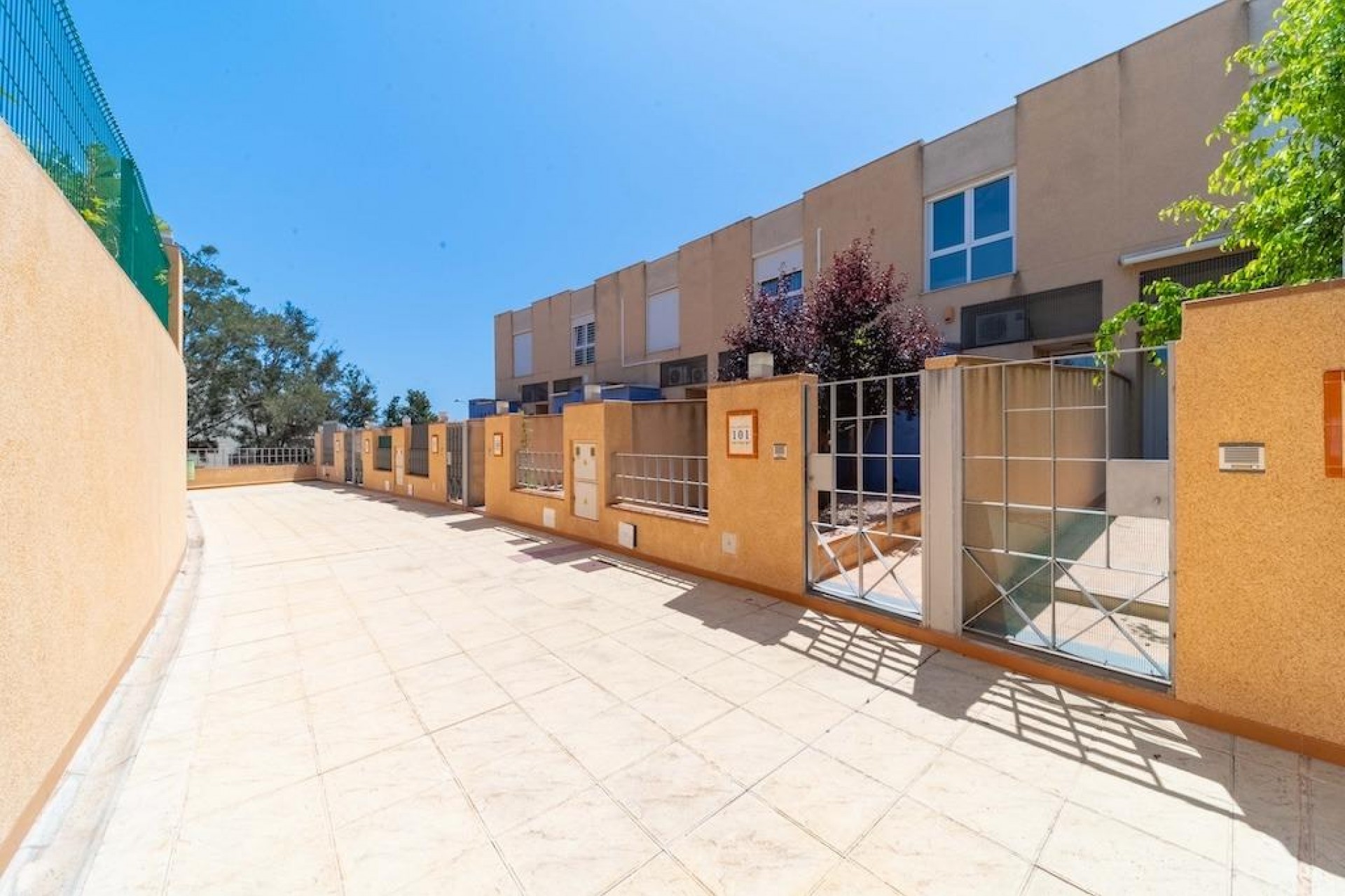 Återförsäljning - Town House -
Orihuela Costa - Costa Blanca