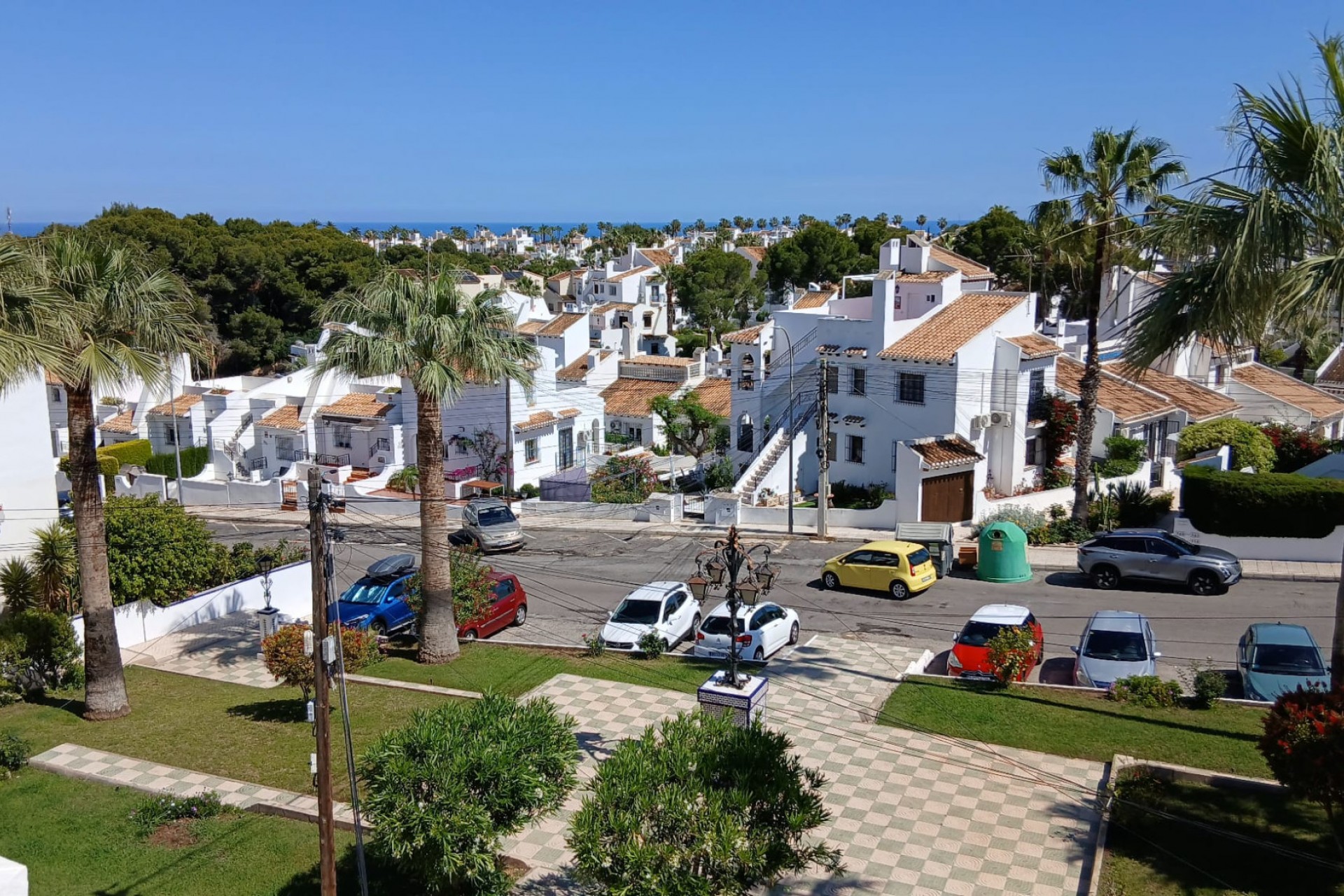 Återförsäljning - Town House -
Orihuela Costa - Costa Blanca