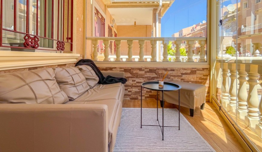Återförsäljning - Town House -
Orihuela Costa - Costa Blanca