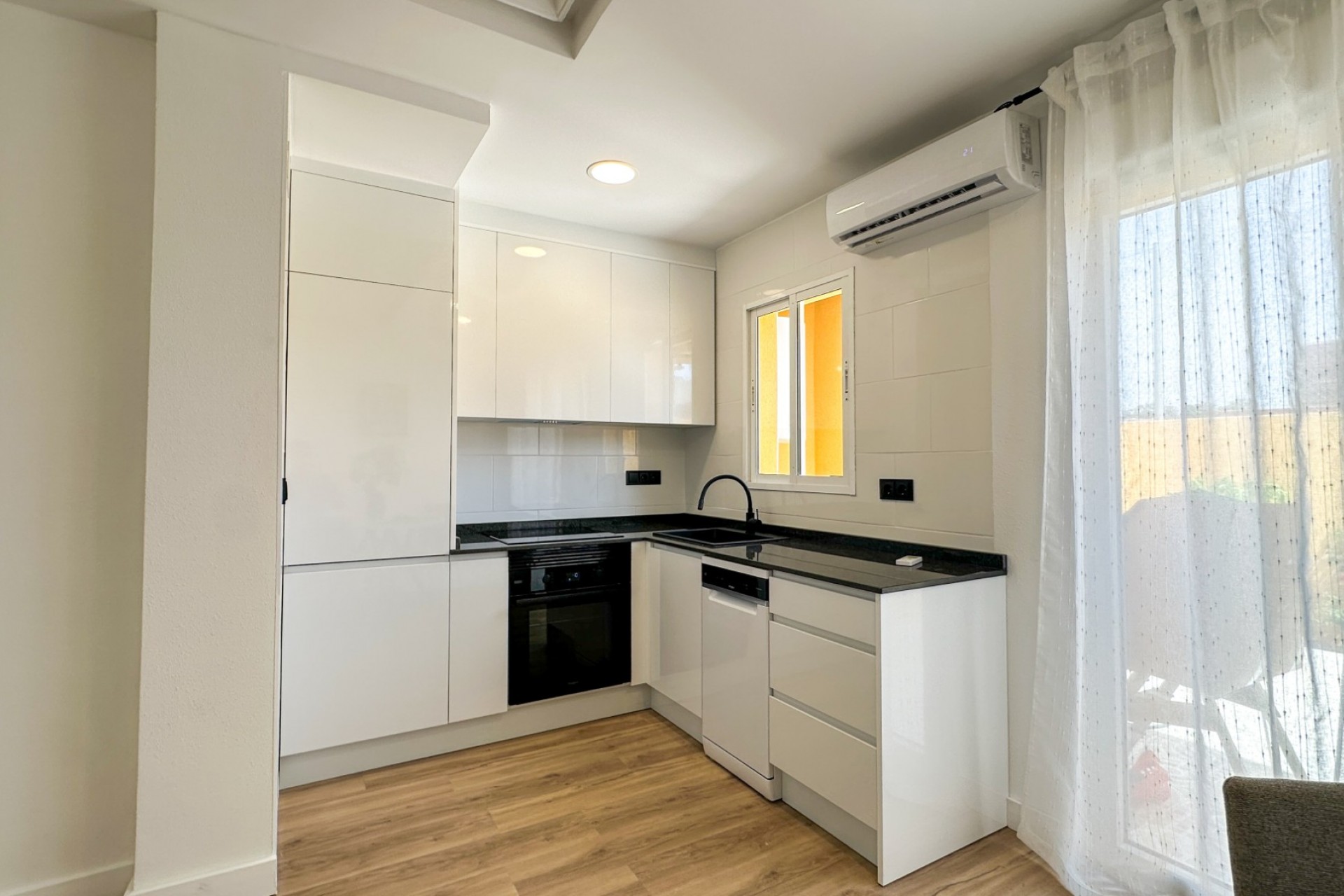 Återförsäljning - Town House -
Orihuela Costa - Costa Blanca