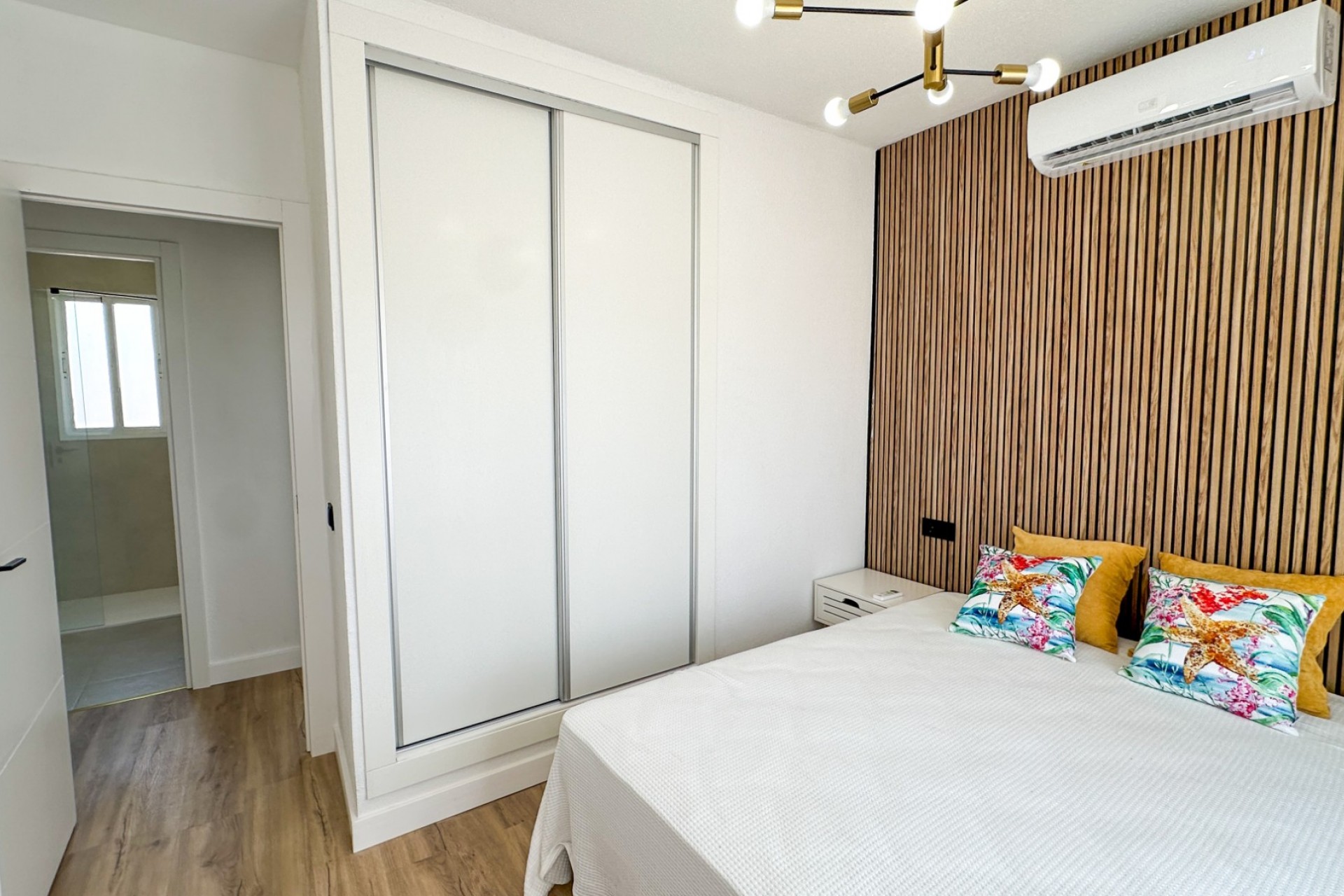 Återförsäljning - Town House -
Orihuela Costa - Costa Blanca