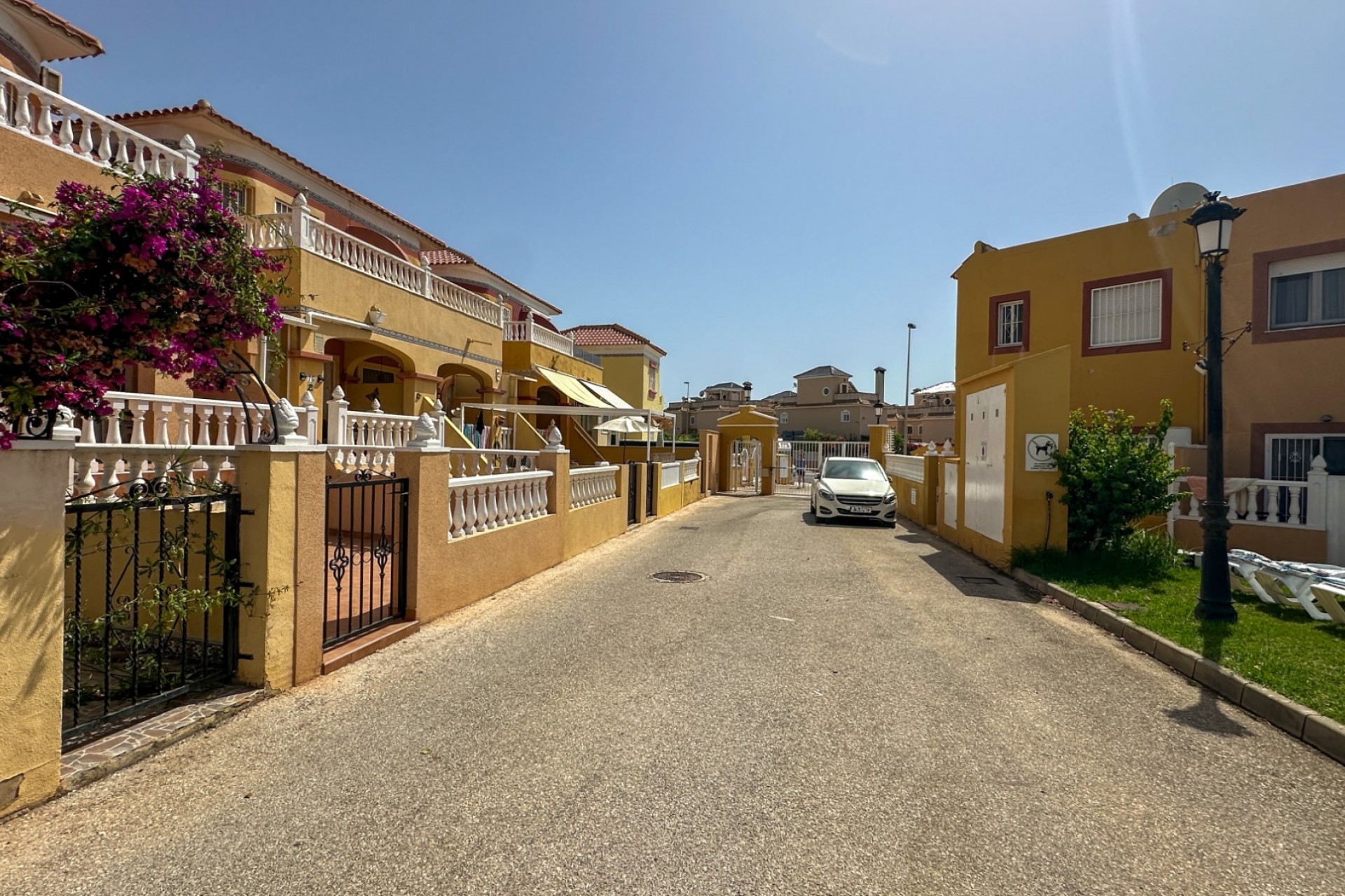 Återförsäljning - Town House -
Orihuela Costa - Costa Blanca
