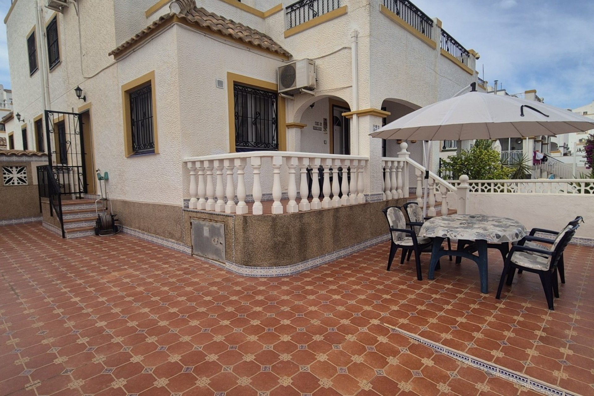 Återförsäljning - Town House -
Orihuela Costa - Costa Blanca