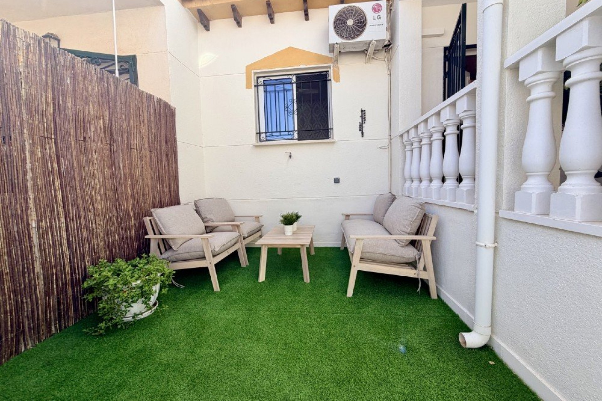 Återförsäljning - Town House -
Orihuela Costa - Costa Blanca