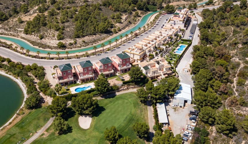 Återförsäljning - Town House -
Orihuela Costa - Costa Blanca