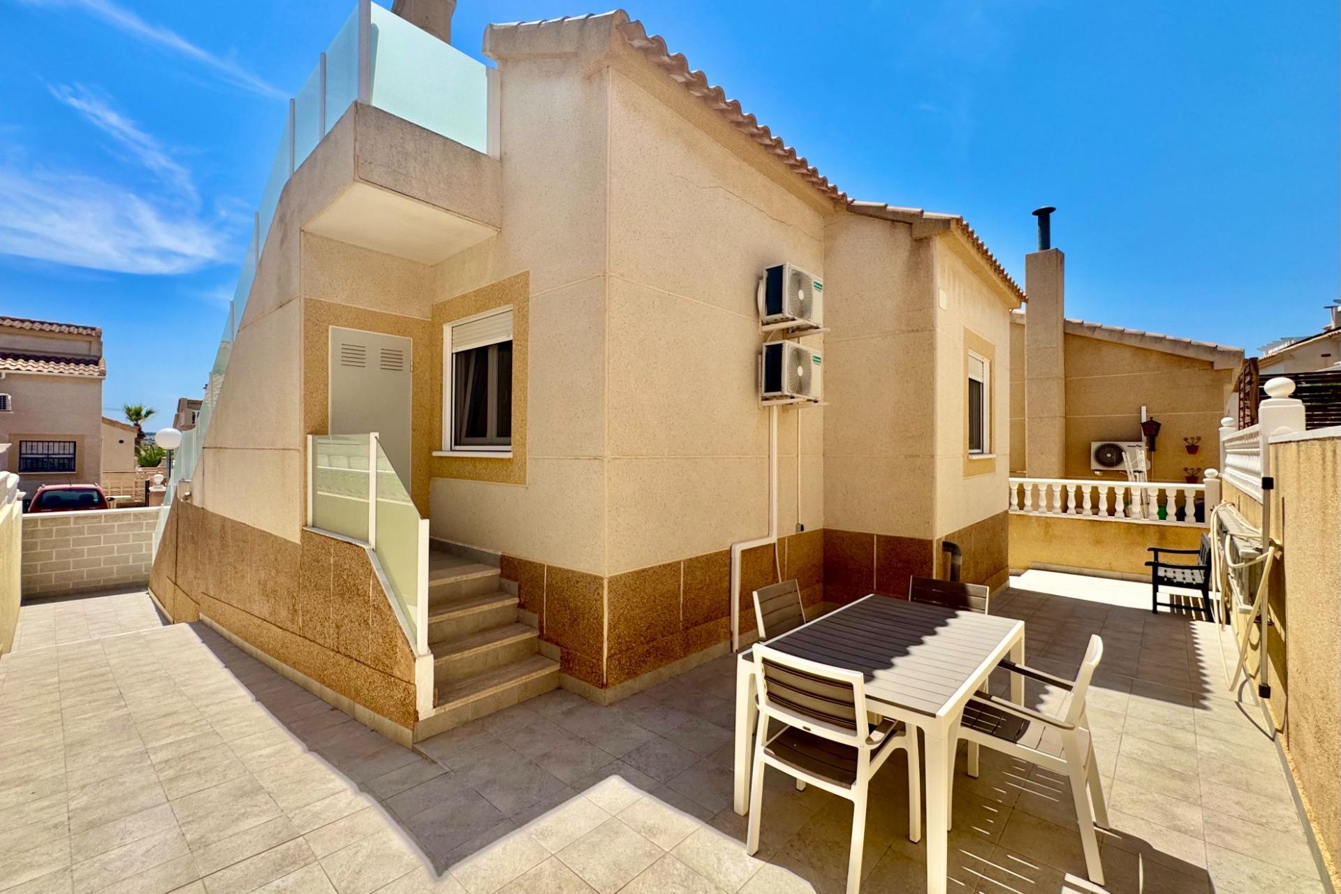 Återförsäljning - Town House -
Orihuela Costa - La Florida
