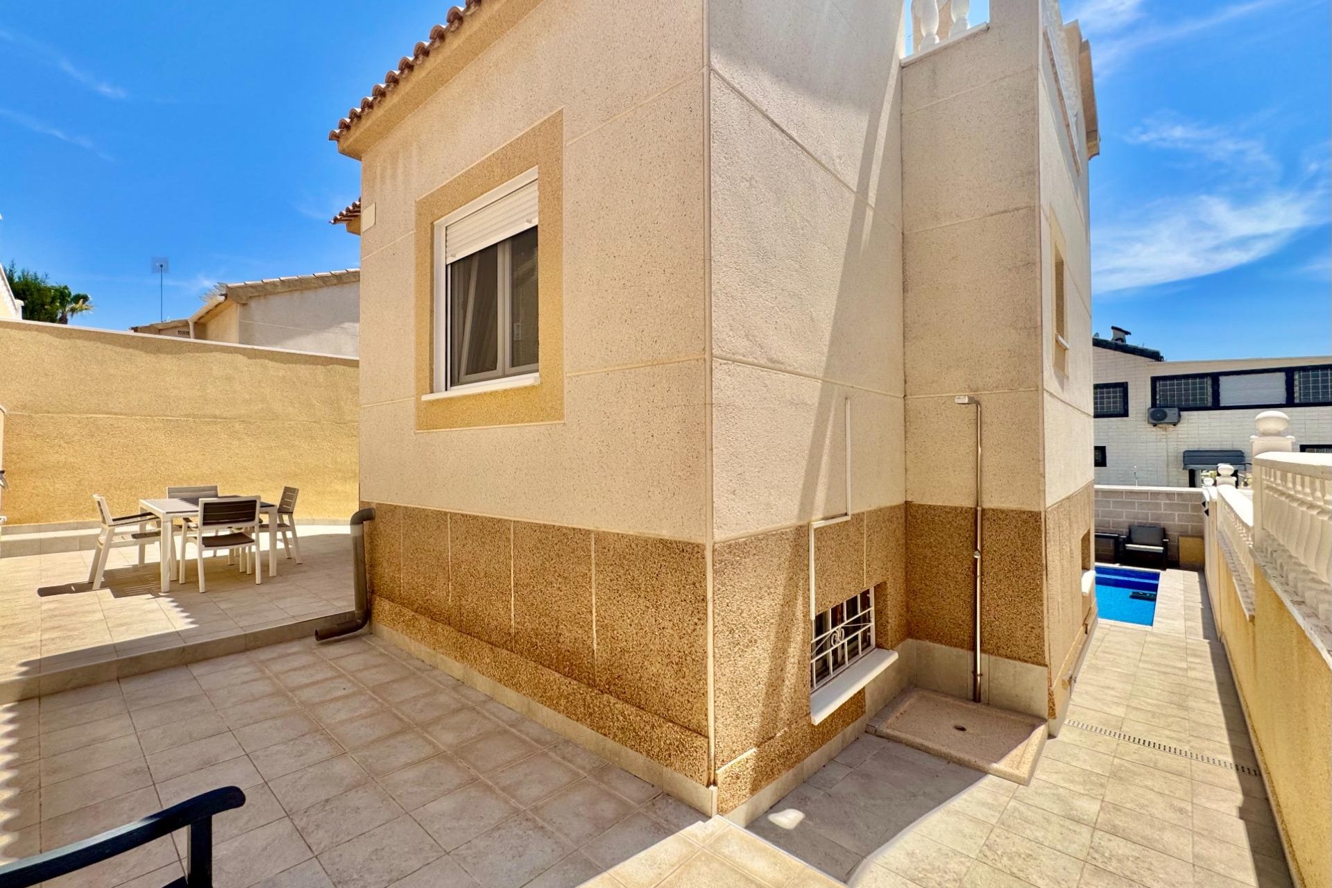 Återförsäljning - Town House -
Orihuela Costa - La Florida