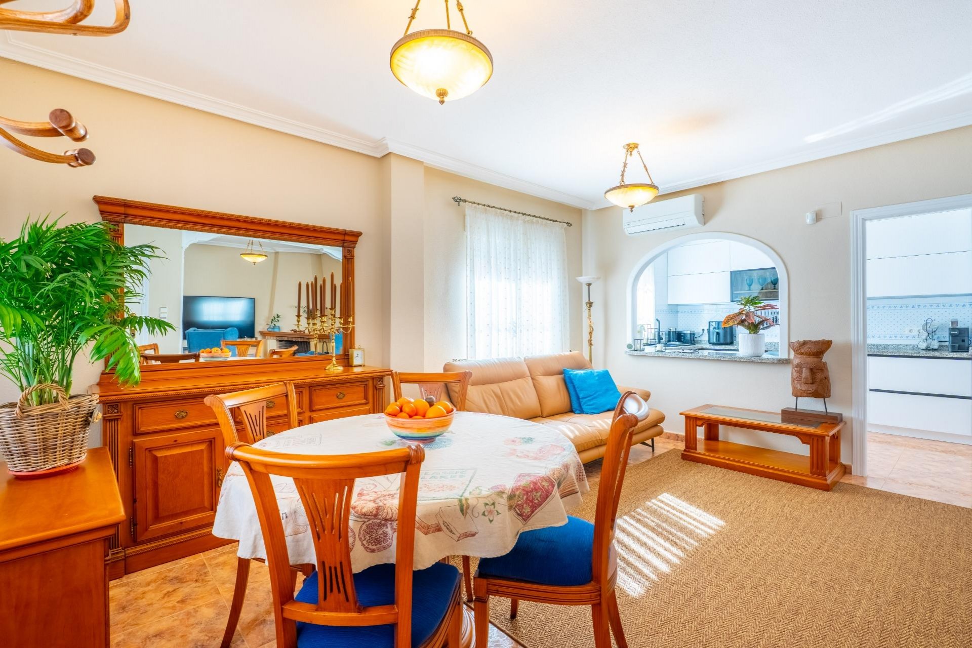 Återförsäljning - Town House -
Orihuela Costa - La Regia