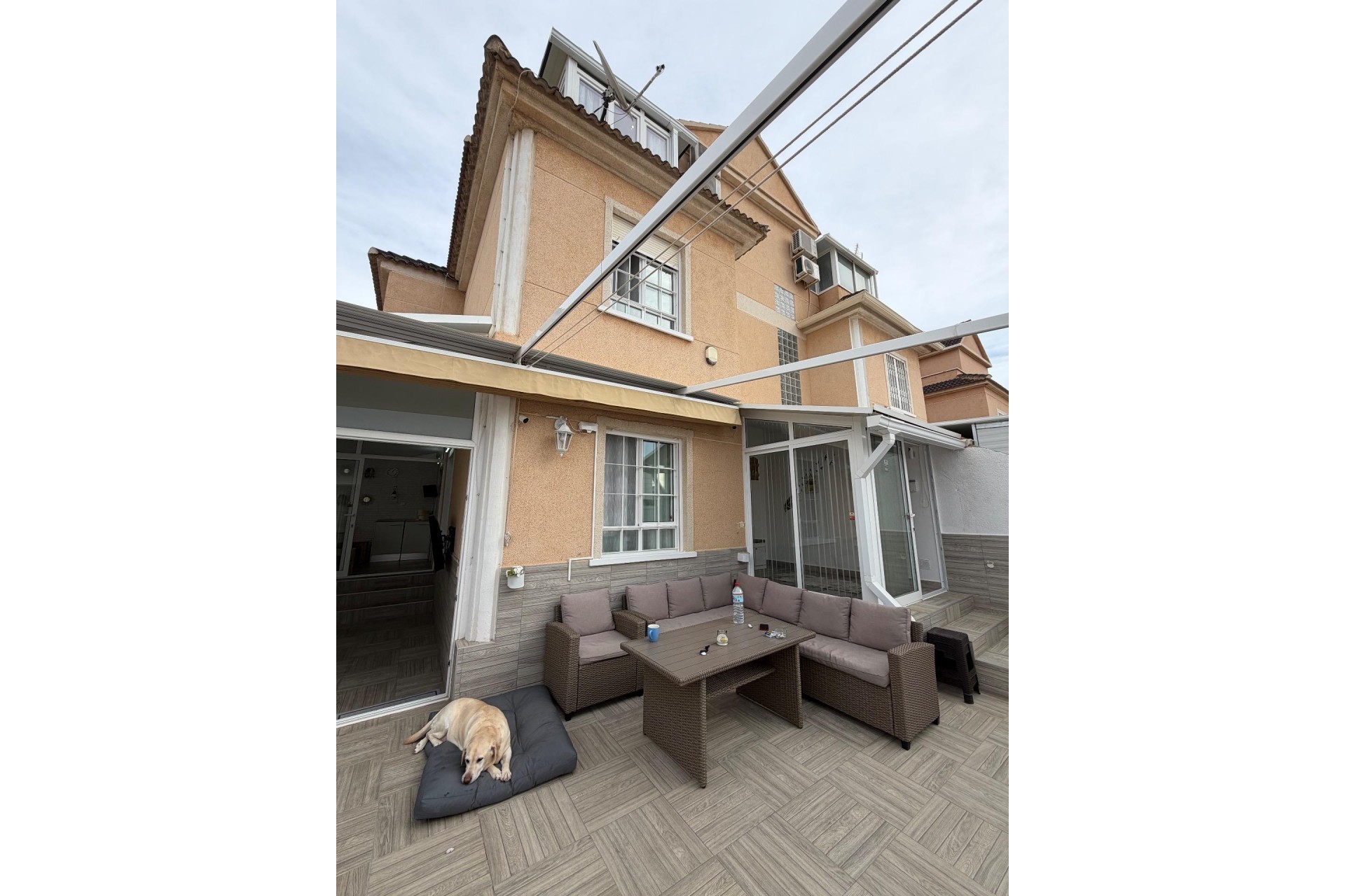 Återförsäljning - Town House -
Orihuela Costa - La Zenia