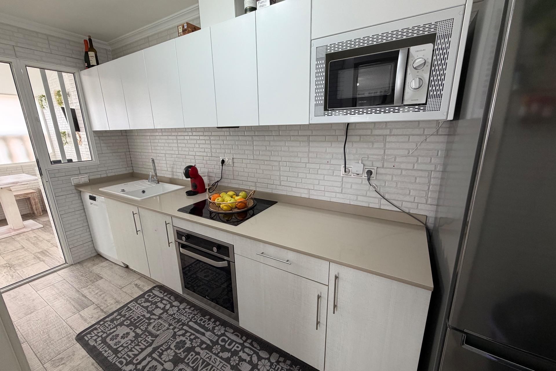 Återförsäljning - Town House -
Orihuela Costa - La Zenia