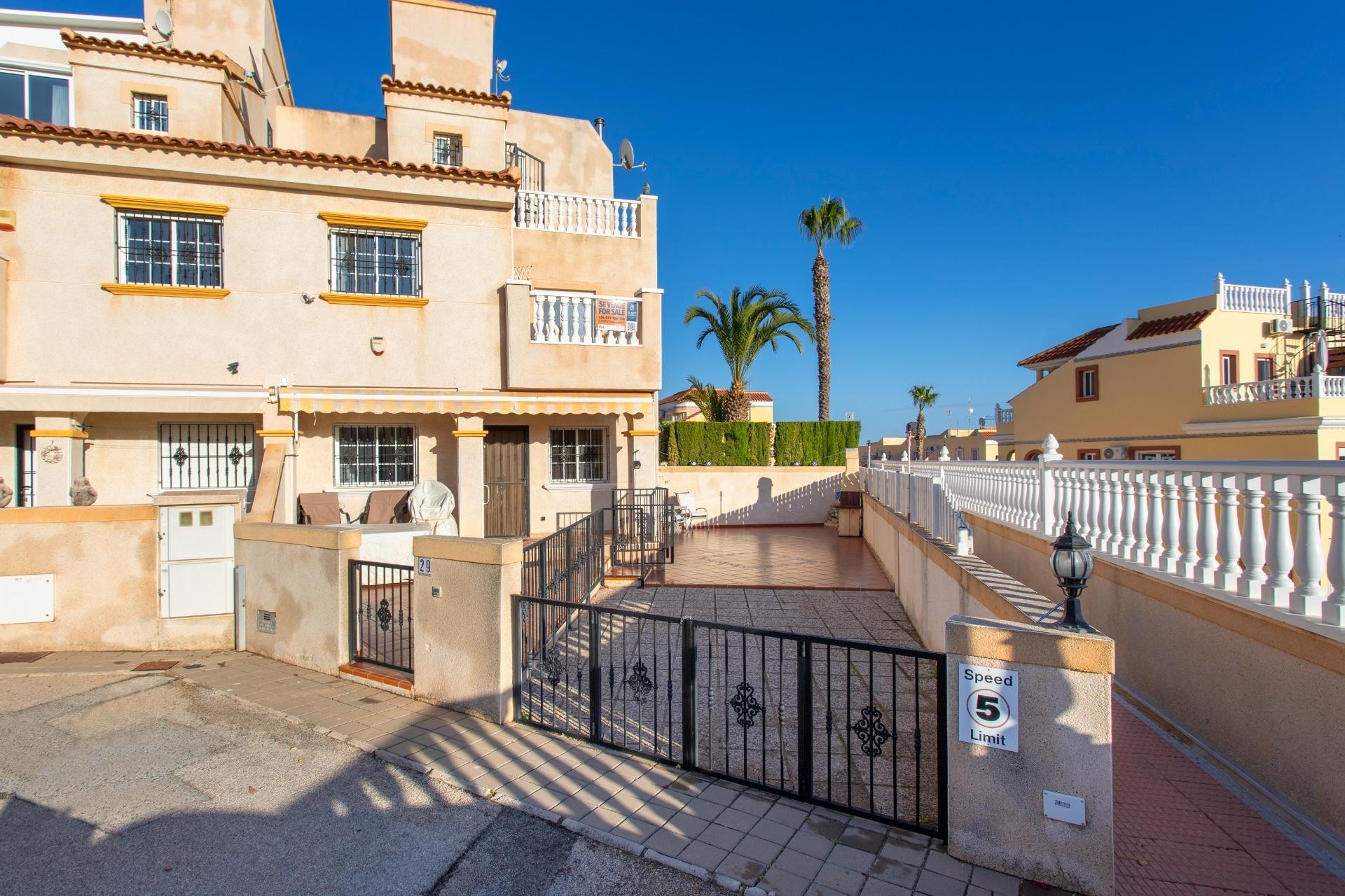 Återförsäljning - Town House -
Orihuela Costa - Las Filipinas