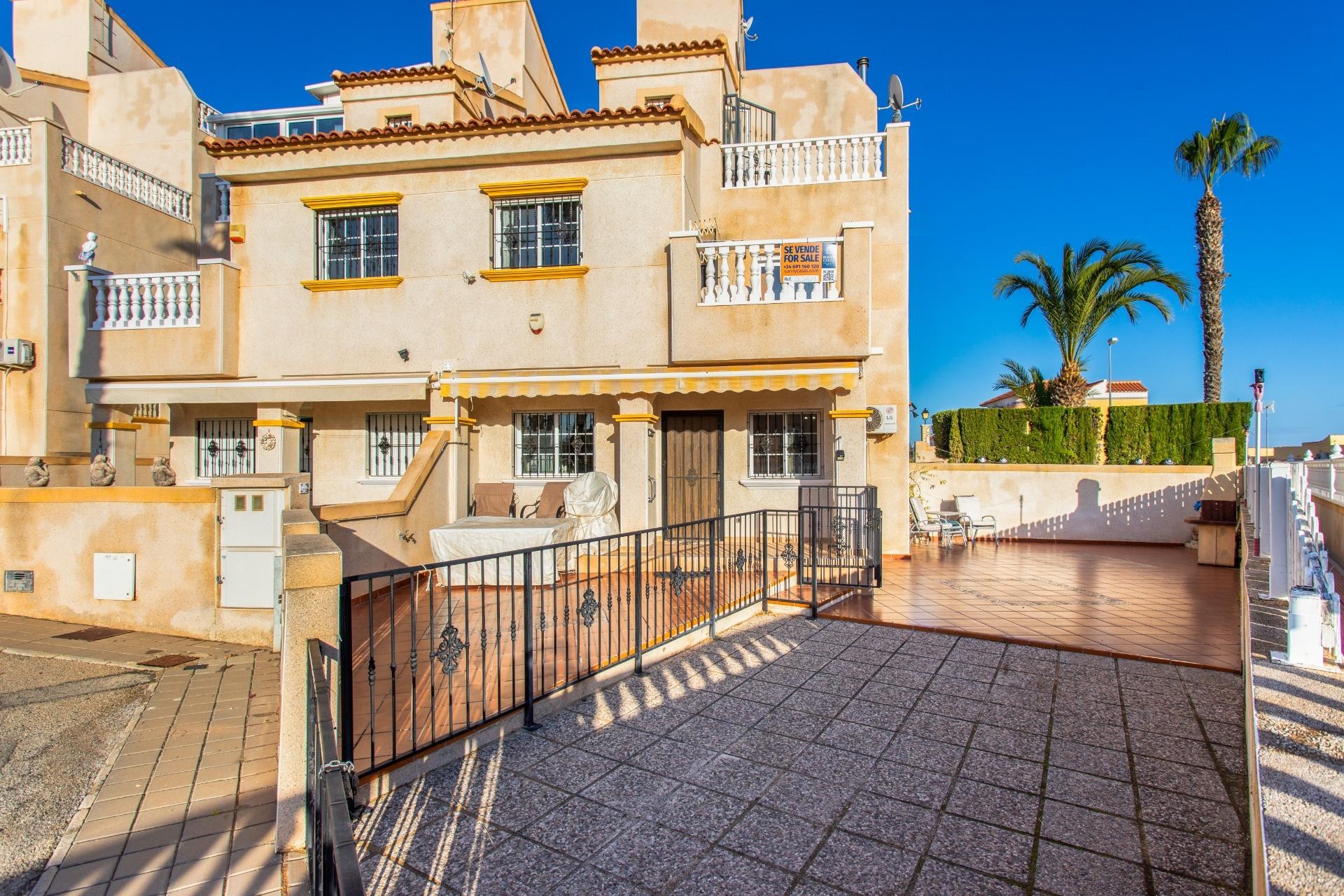 Återförsäljning - Town House -
Orihuela Costa - Las Filipinas
