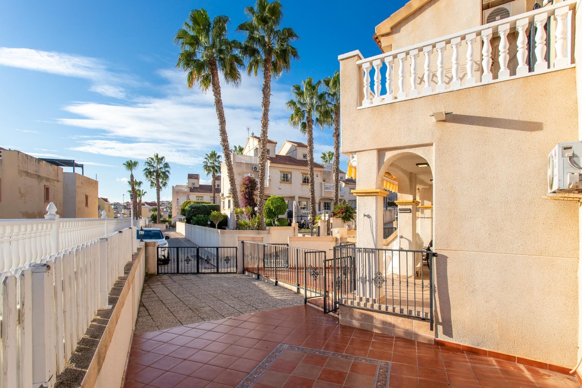 Återförsäljning - Town House -
Orihuela Costa - Las Filipinas