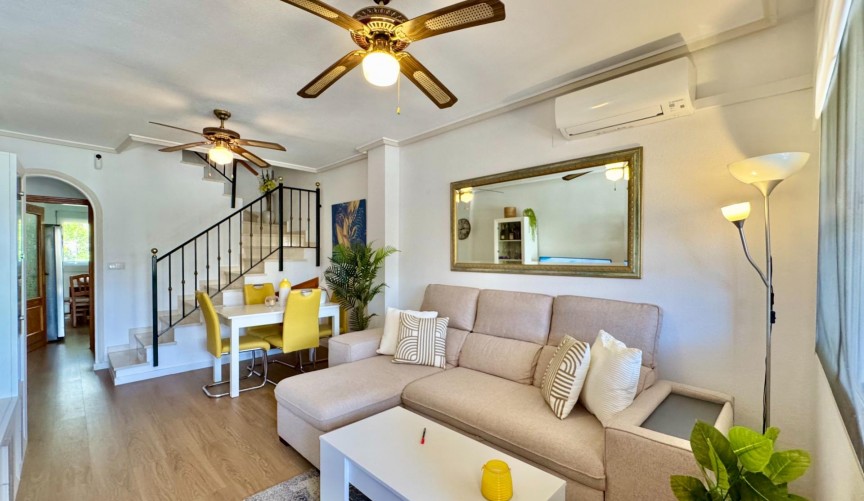 Återförsäljning - Town House -
Orihuela Costa - Las Filipinas
