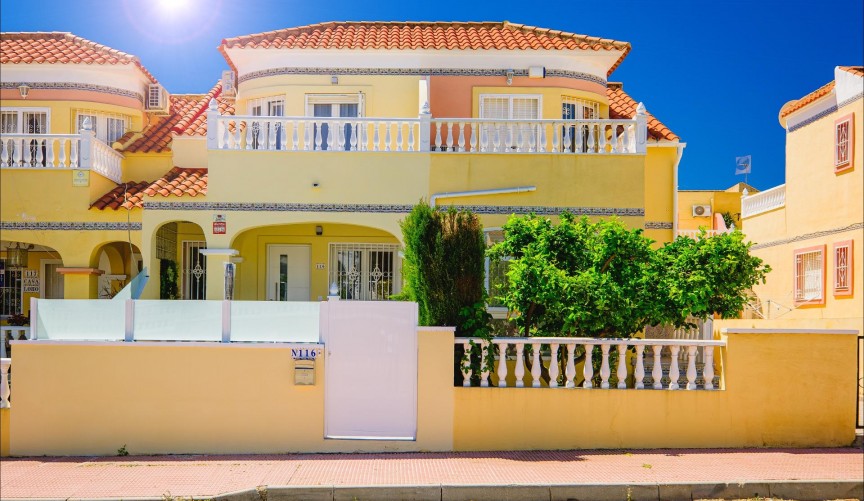 Återförsäljning - Town House -
Orihuela Costa - Las Filipinas