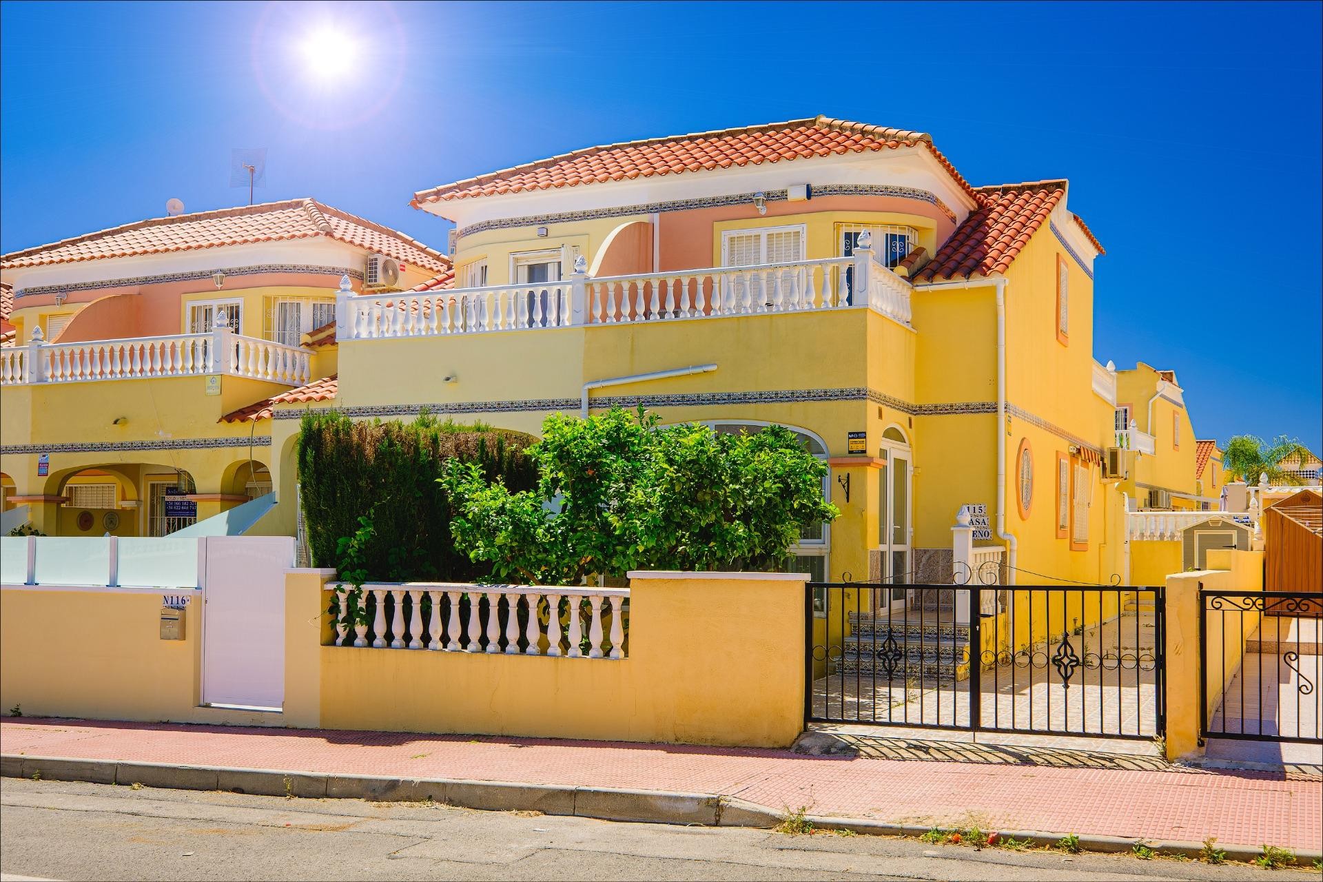Återförsäljning - Town House -
Orihuela Costa - Las Filipinas