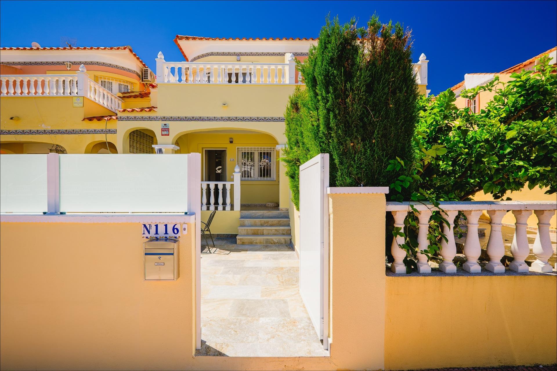 Återförsäljning - Town House -
Orihuela Costa - Las Filipinas