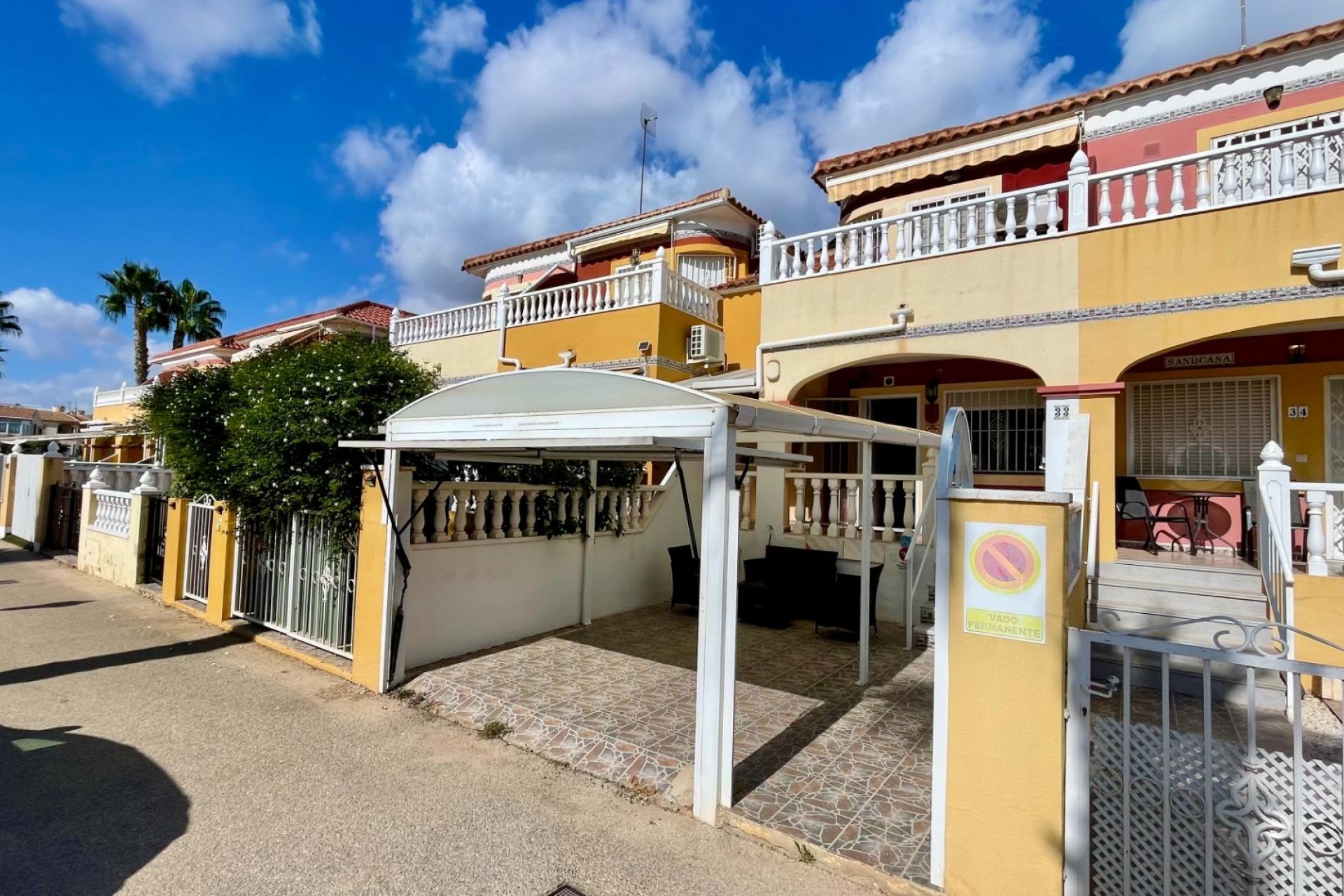 Återförsäljning - Town House -
Orihuela Costa - Lomas de Cabo Roig