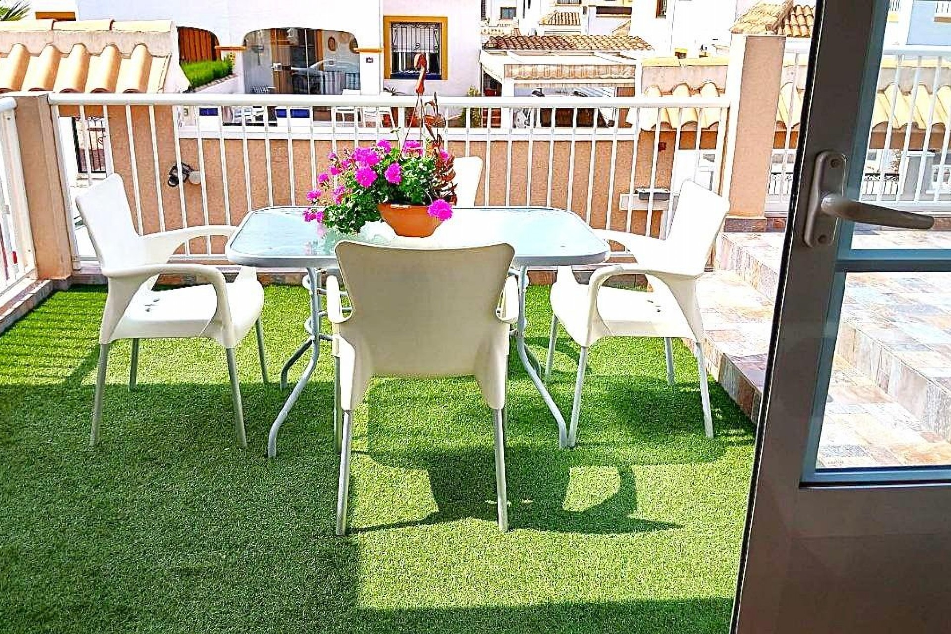 Återförsäljning - Town House -
Orihuela Costa - Los Almendros-la Florida