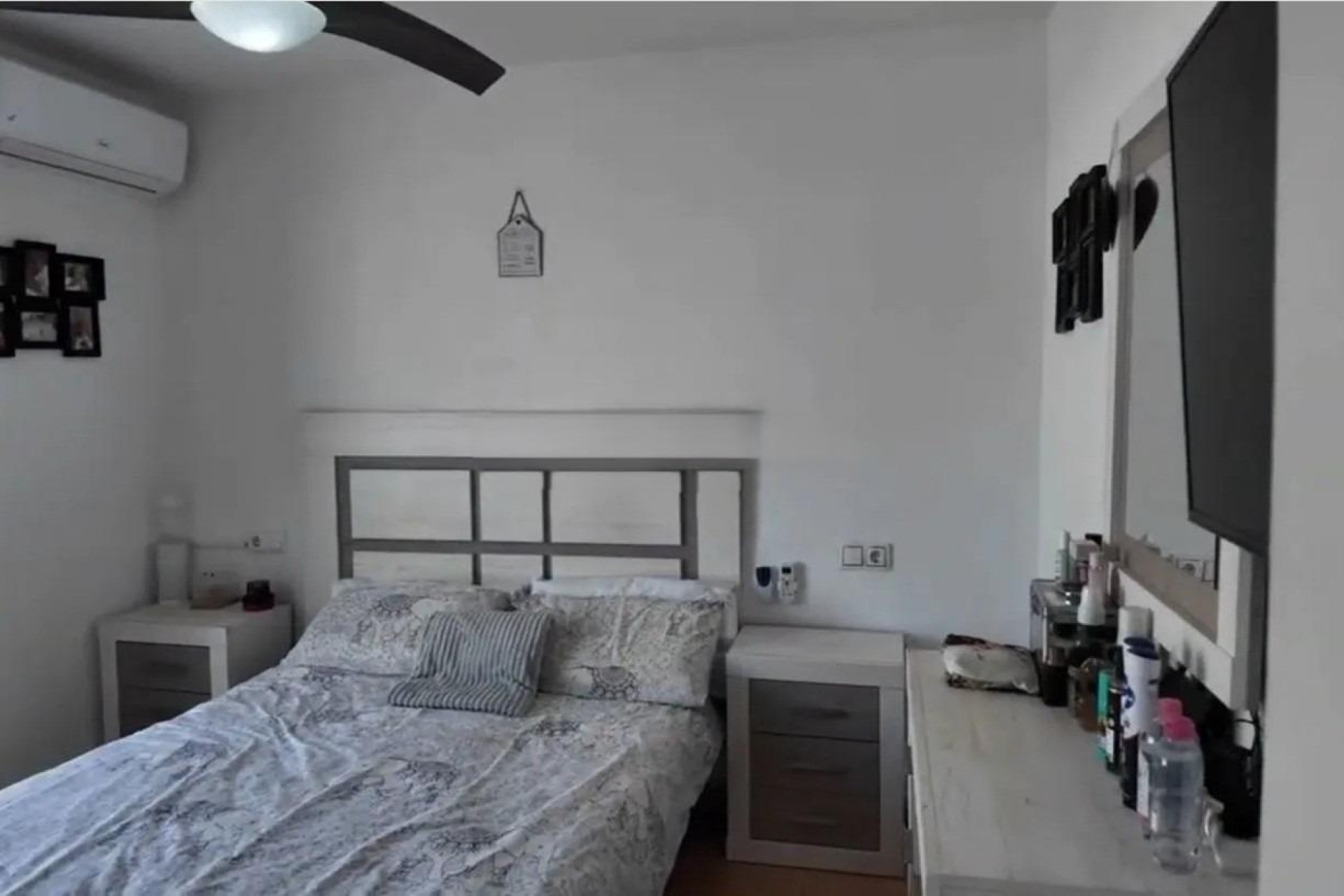Återförsäljning - Town House -
Orihuela Costa - Los Almendros-la Florida