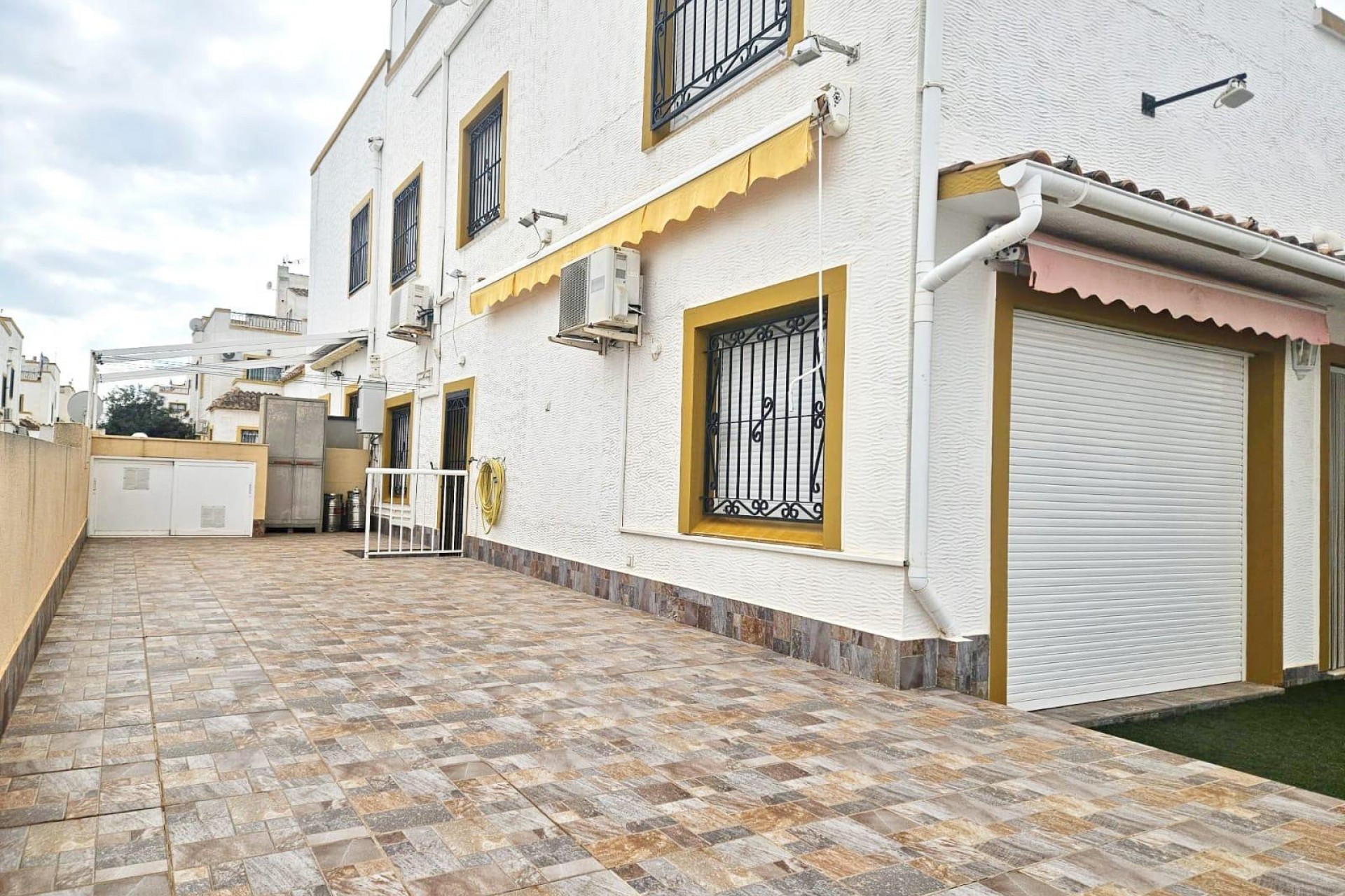 Återförsäljning - Town House -
Orihuela Costa - Los Altos
