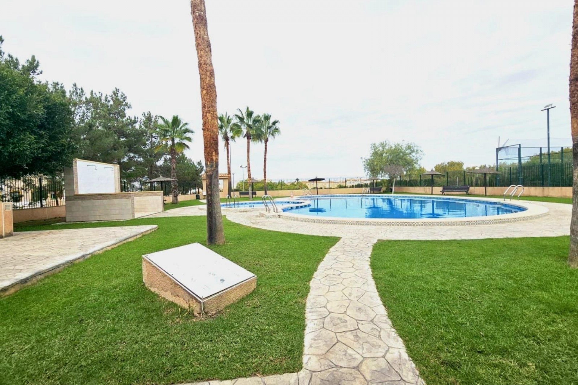 Återförsäljning - Town House -
Orihuela Costa - Los Altos