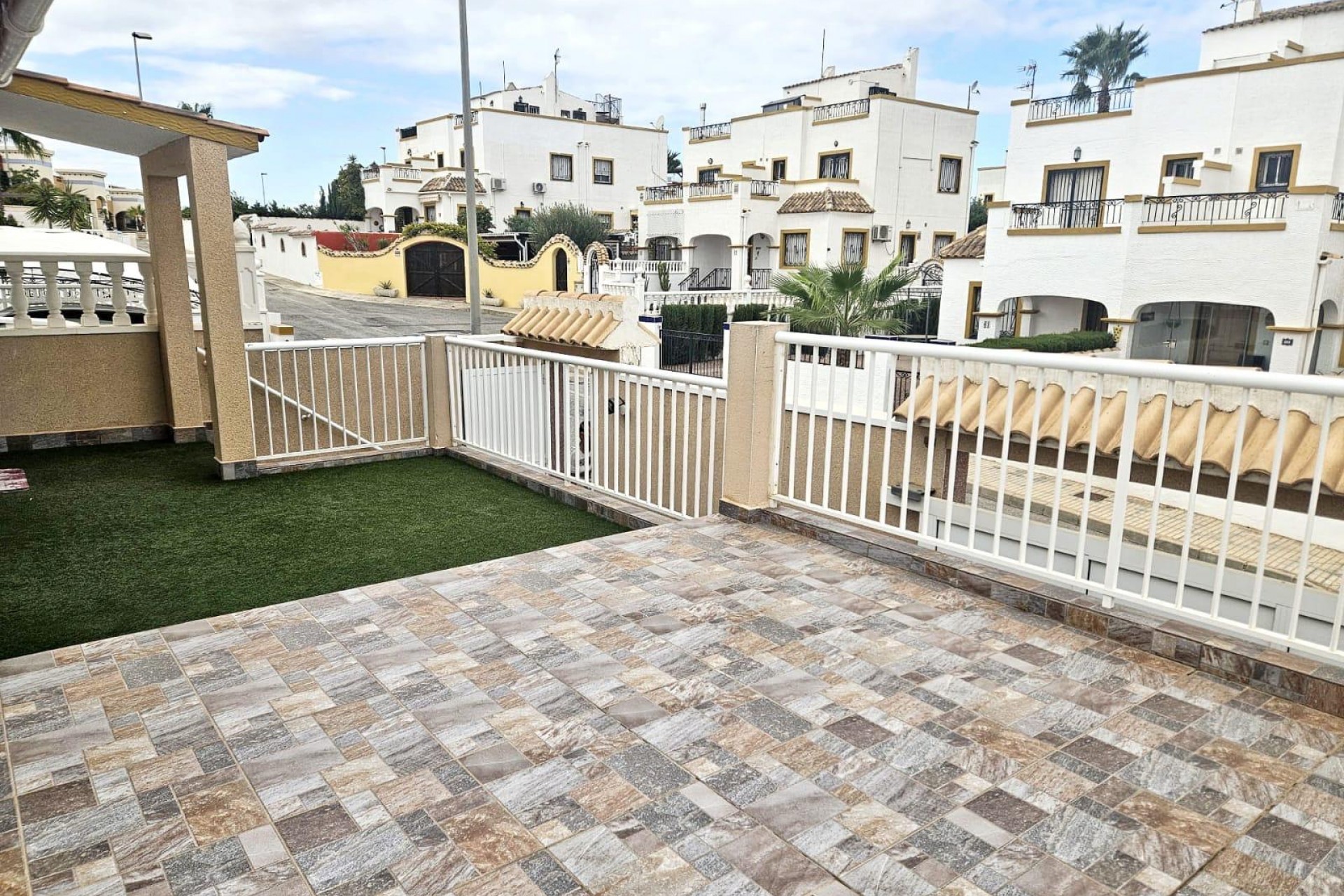 Återförsäljning - Town House -
Orihuela Costa - Los Altos