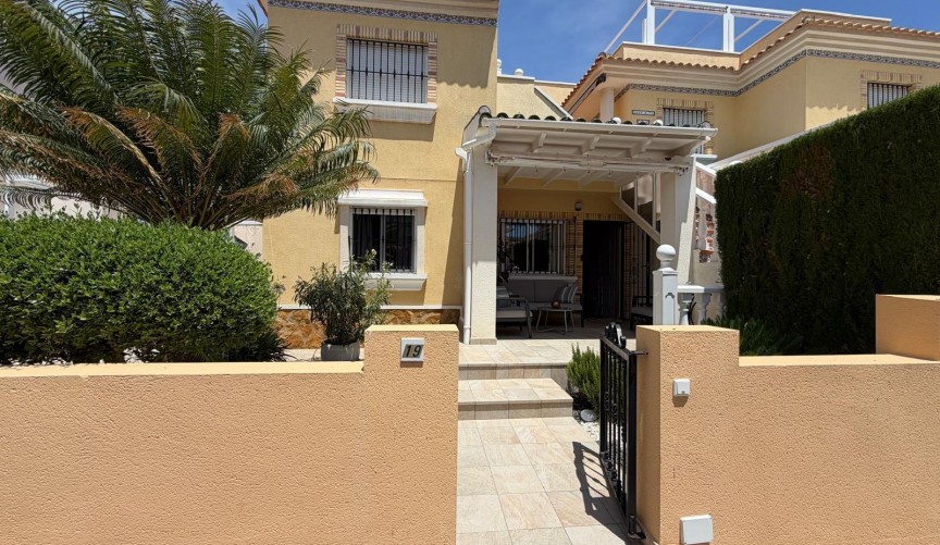 Återförsäljning - Town House -
Orihuela Costa - Los Dolses