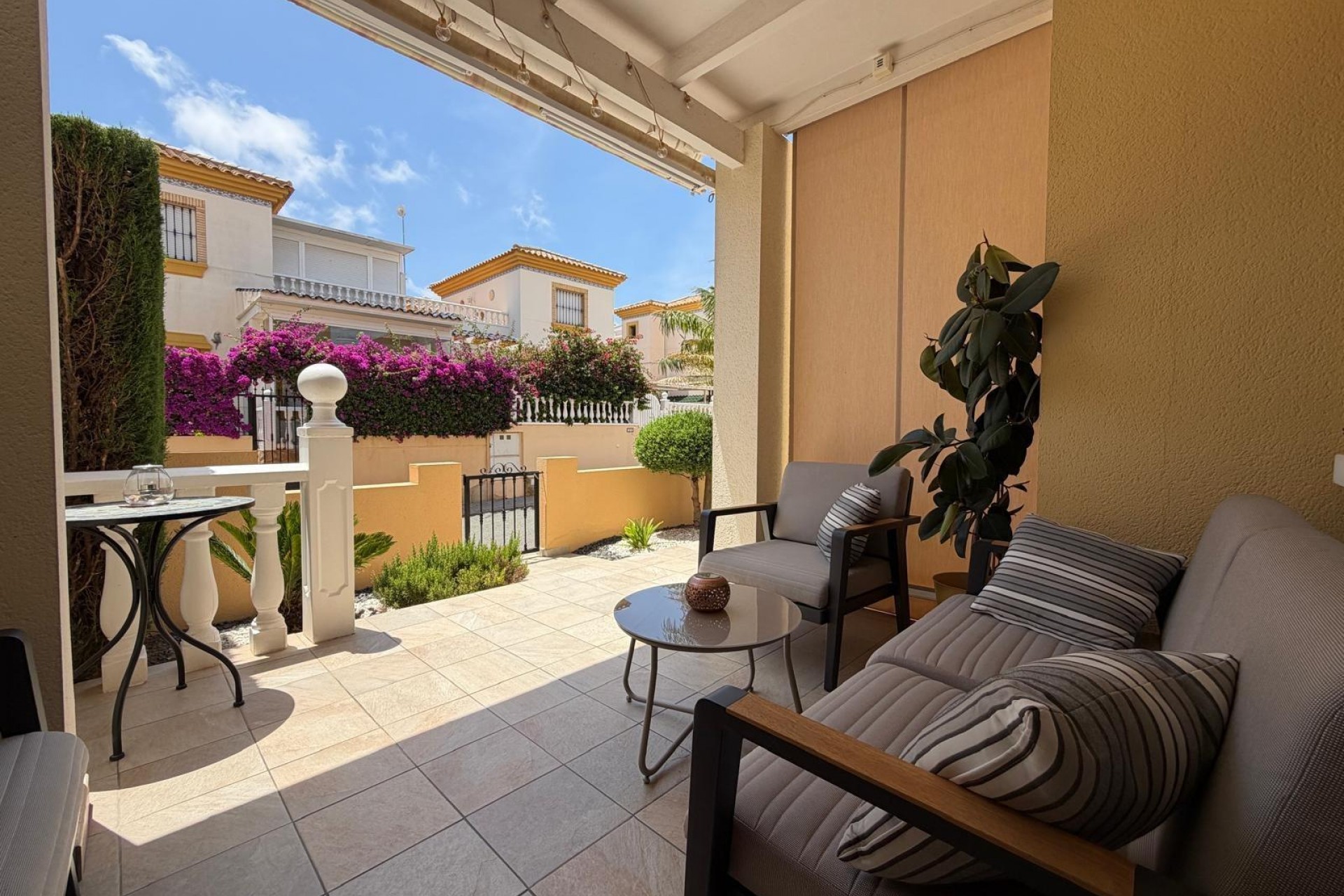 Återförsäljning - Town House -
Orihuela Costa - Los Dolses