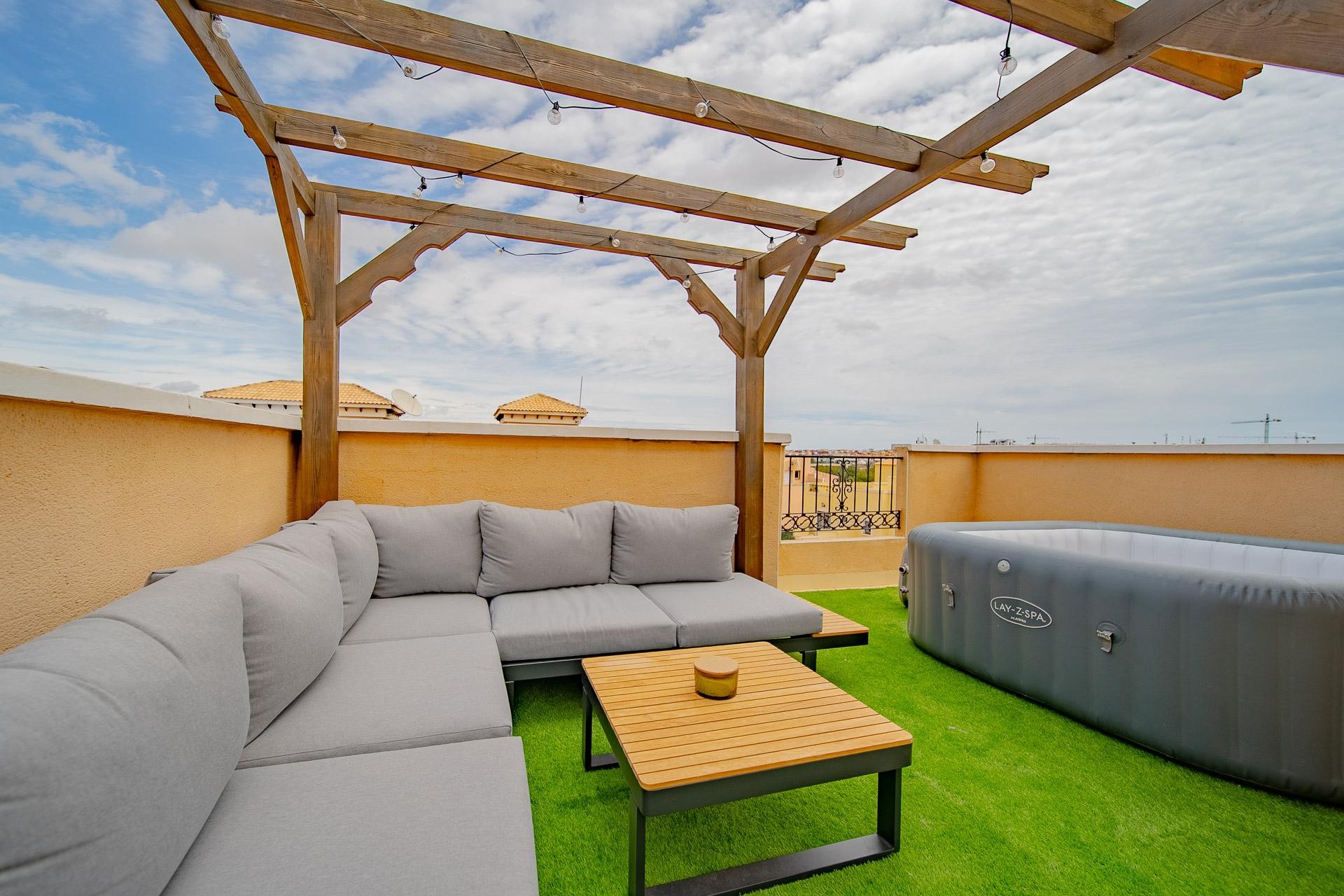 Återförsäljning - Town House -
Orihuela Costa - PAU 26