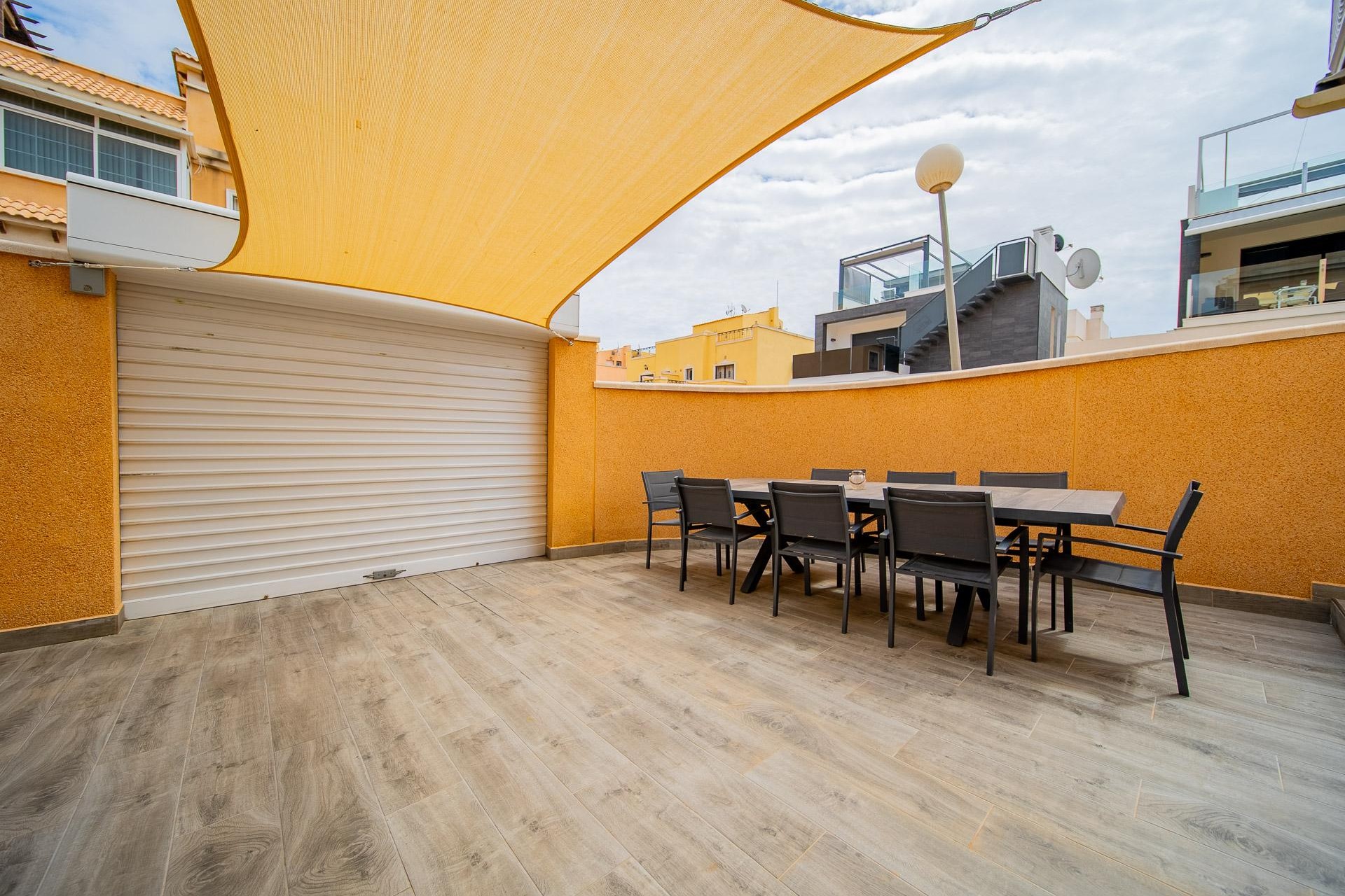 Återförsäljning - Town House -
Orihuela Costa - PAU 26