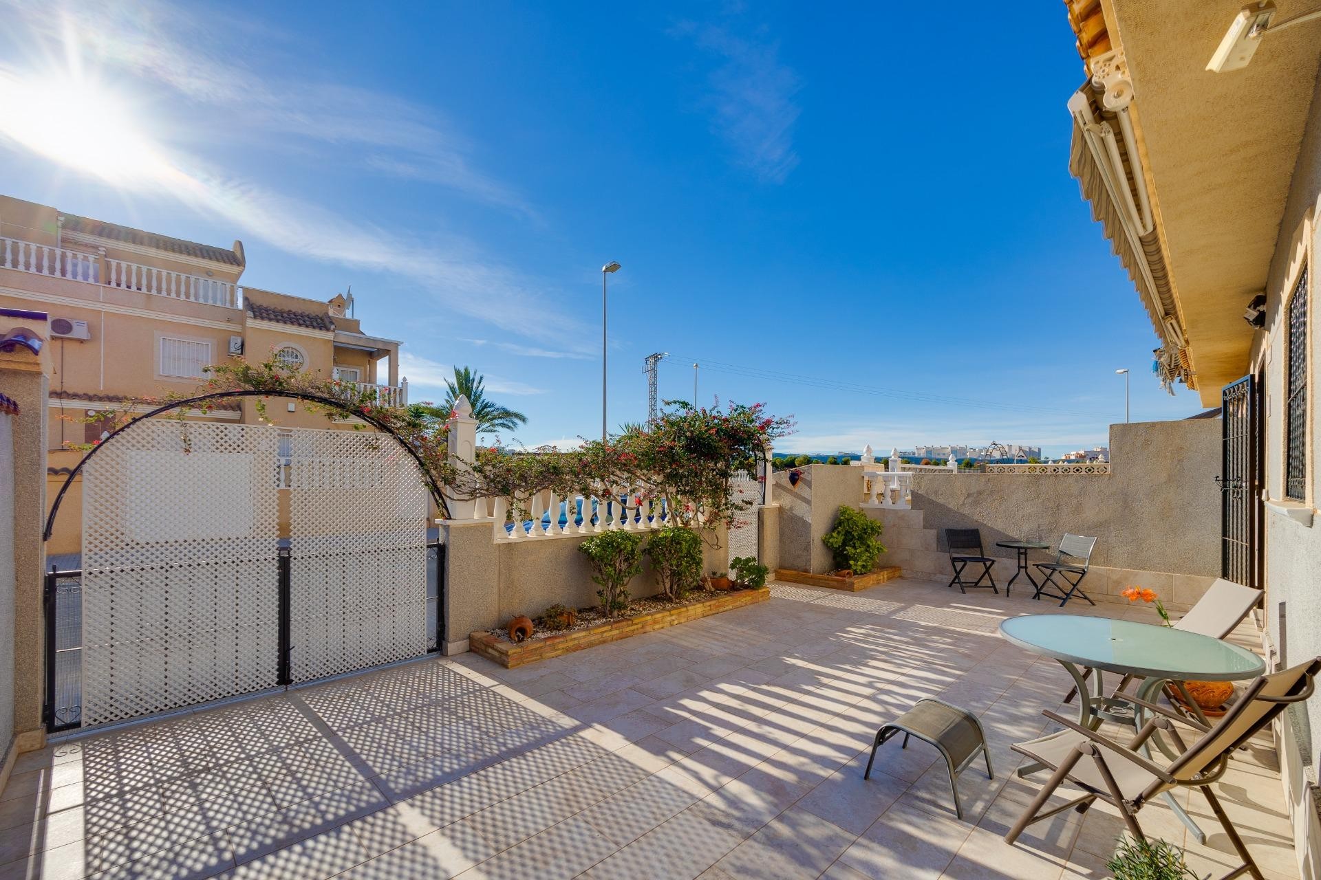 Återförsäljning - Town House -
Orihuela Costa - Playa Flamenca