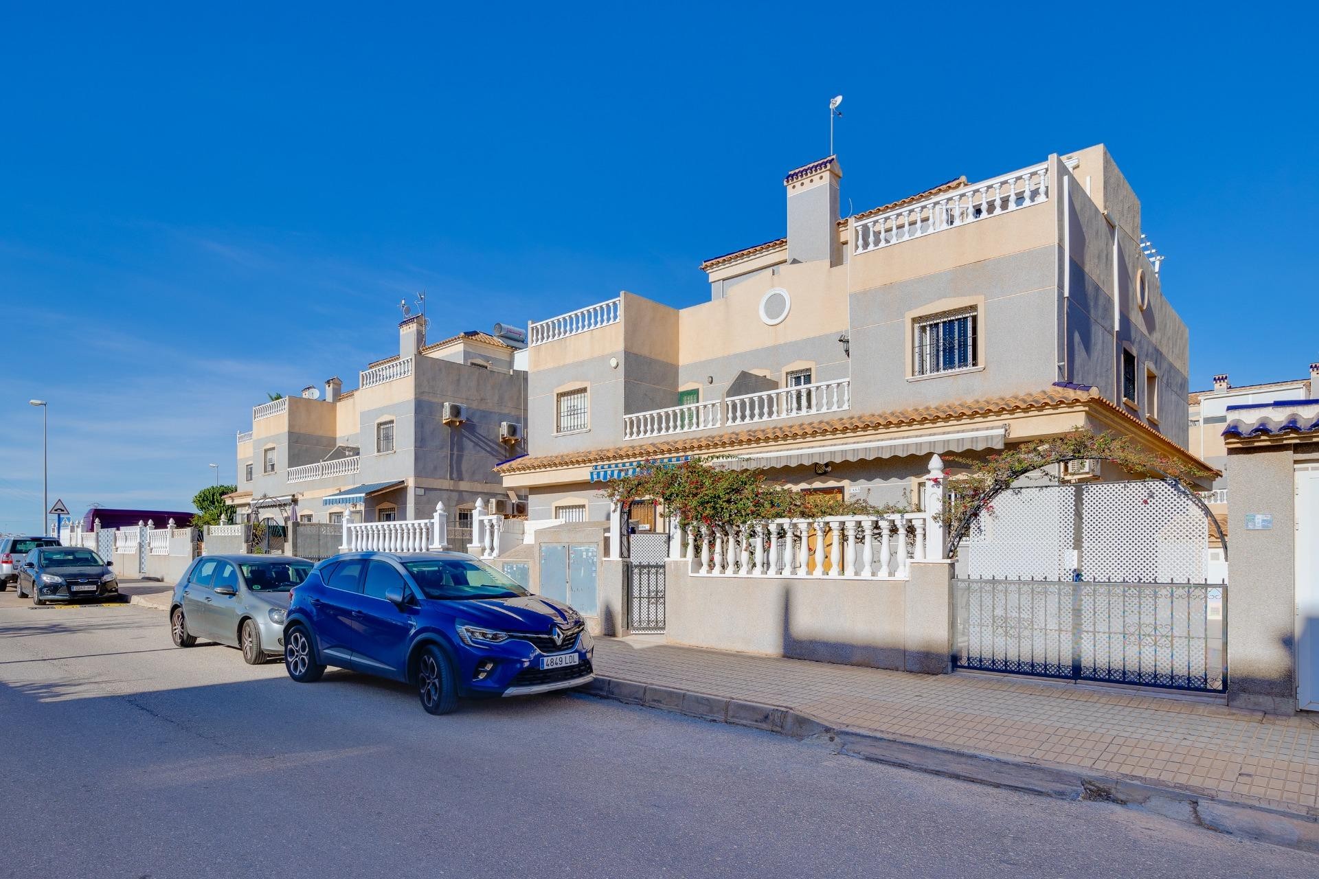 Återförsäljning - Town House -
Orihuela Costa - Playa Flamenca