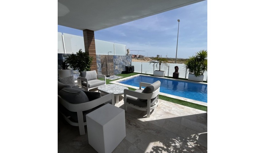 Återförsäljning - Town House -
Orihuela - Desamparados-hurchillo-torremendo