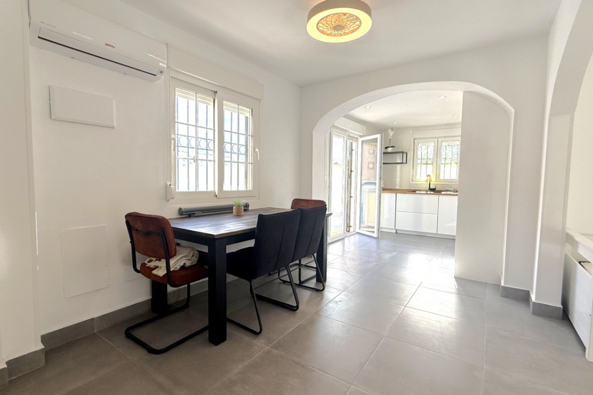 Återförsäljning - Town House -
Orihuela - Inland