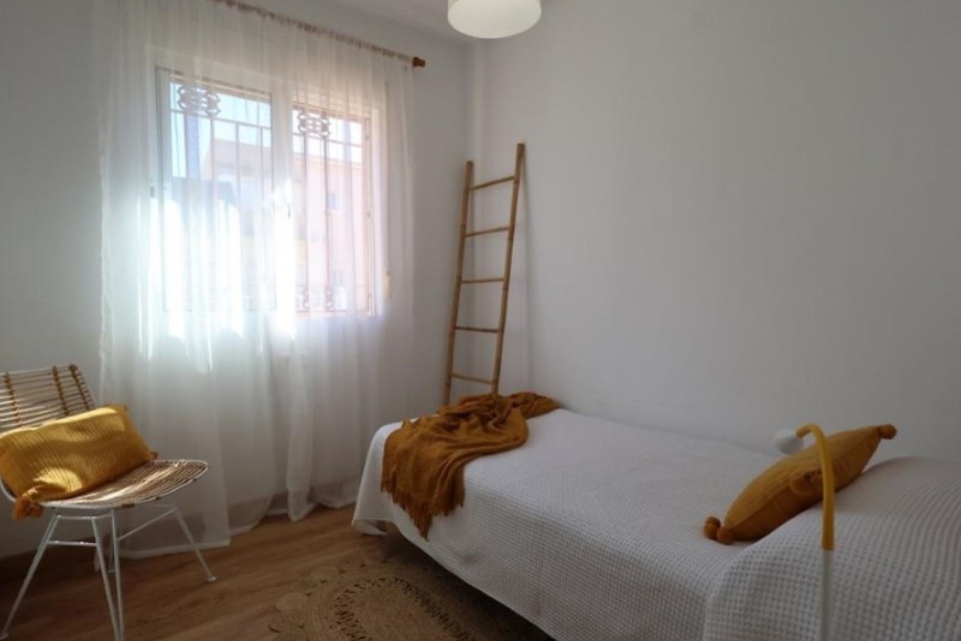 Återförsäljning - Town House -
Orihuela - Inland