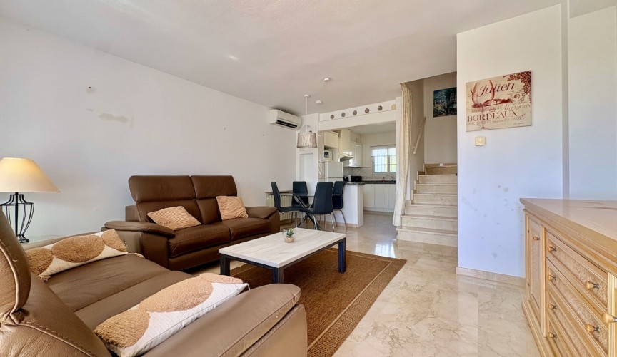 Återförsäljning - Town House -
Orihuela - Inland