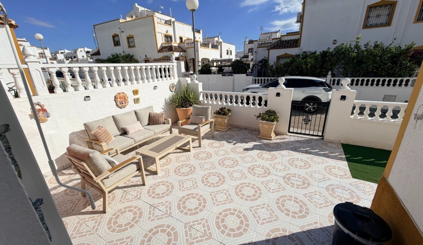 Återförsäljning - Town House -
Orihuela - Inland
